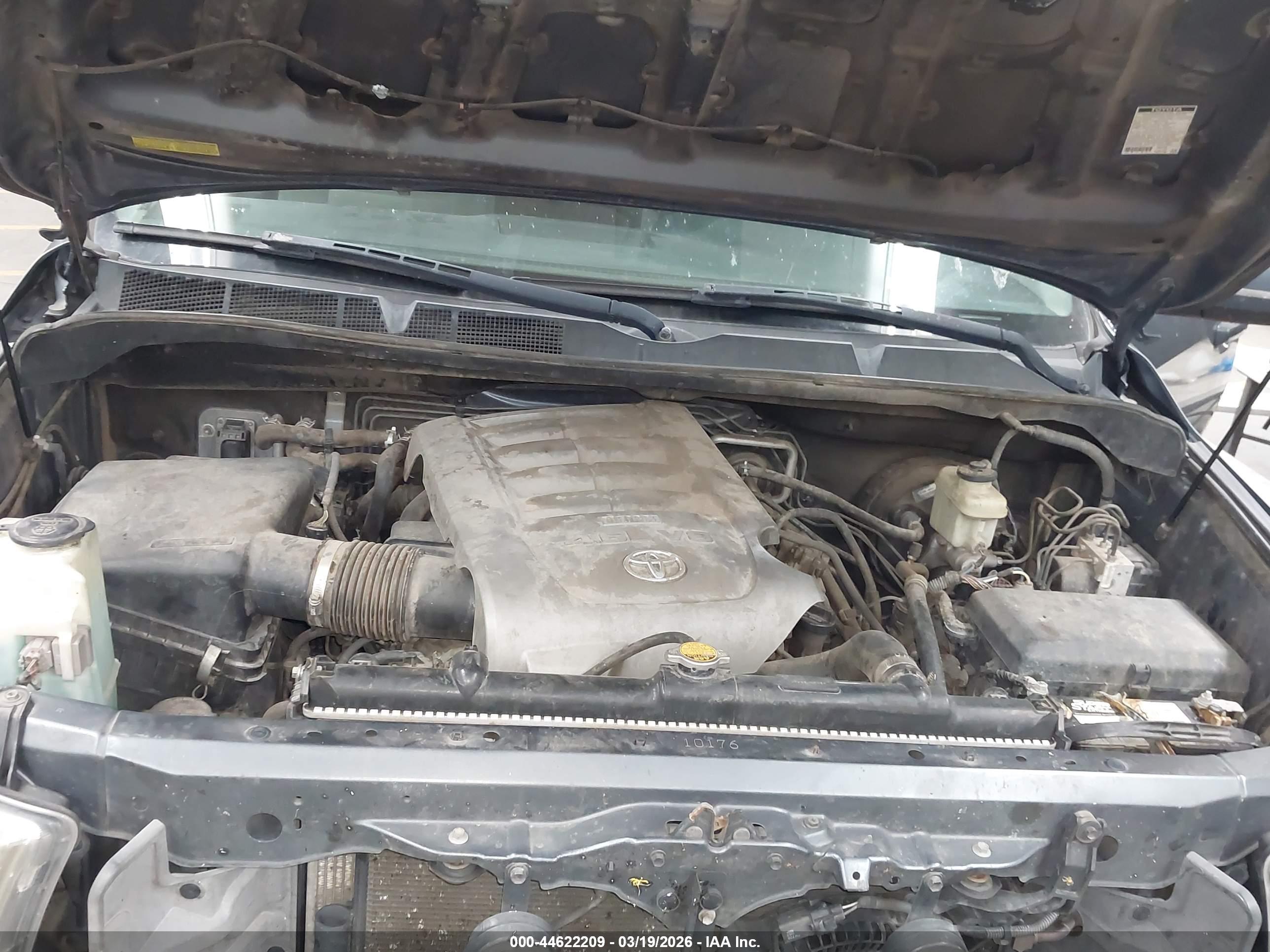 TOYOTA SEQUOIA image 10