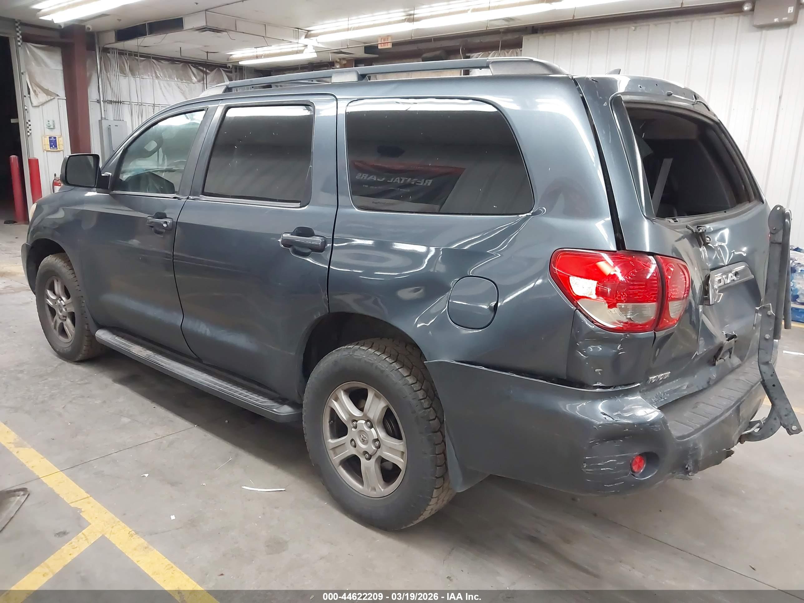 TOYOTA SEQUOIA image 3