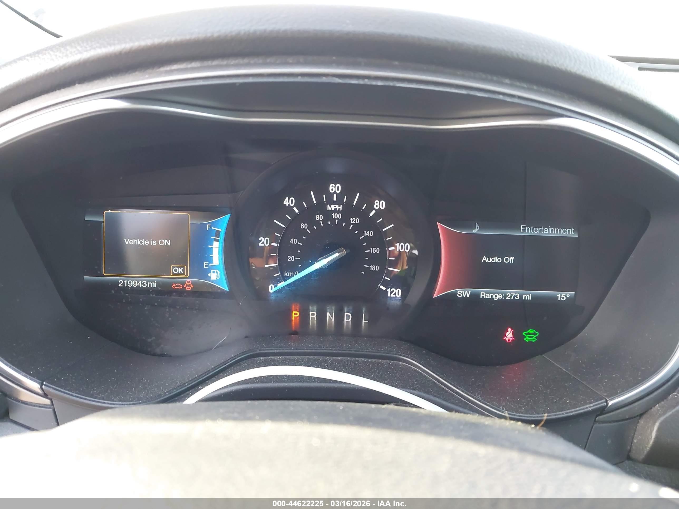 FORD FUSION image 7