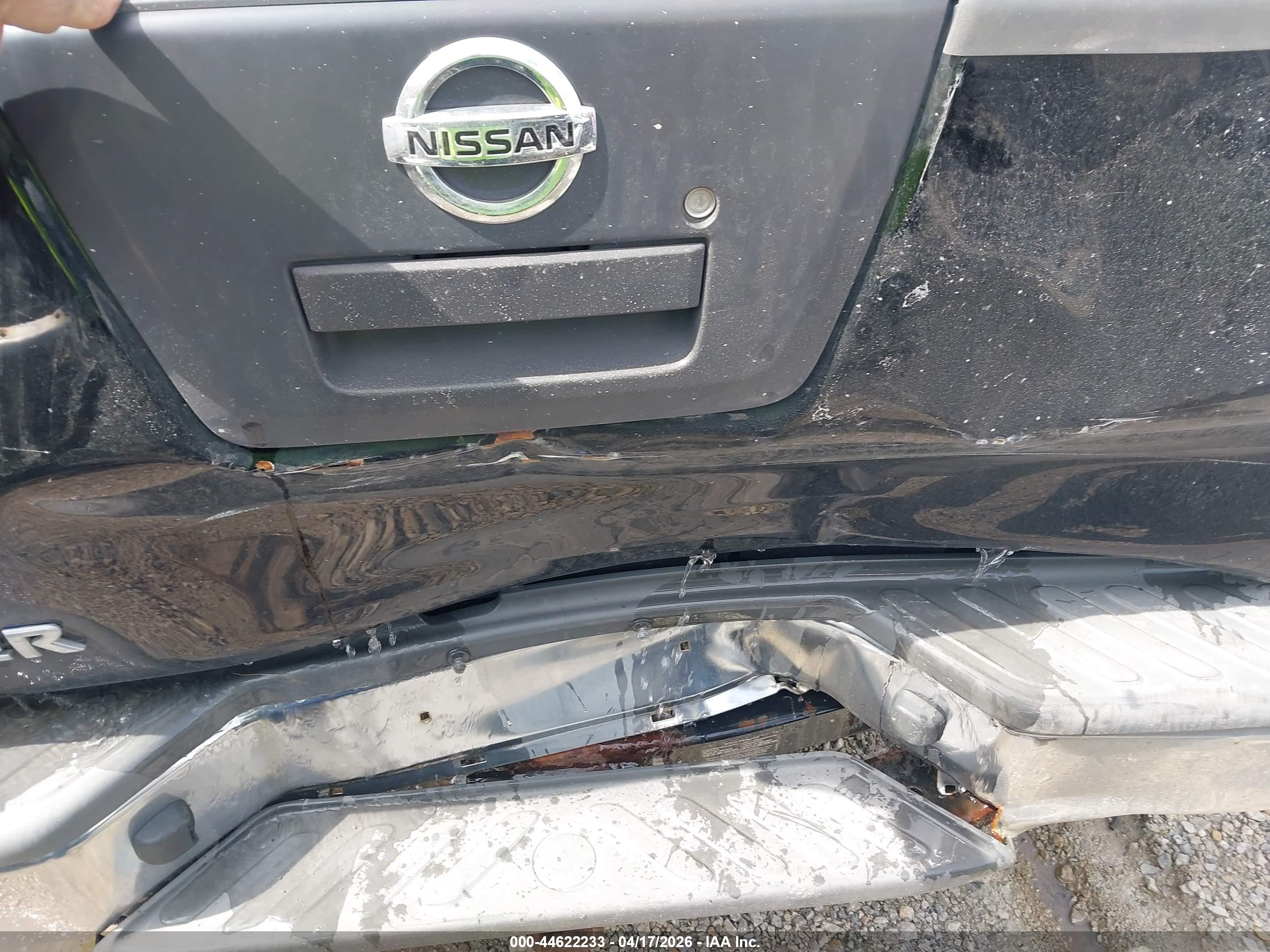 NISSAN FRONTIER image 6
