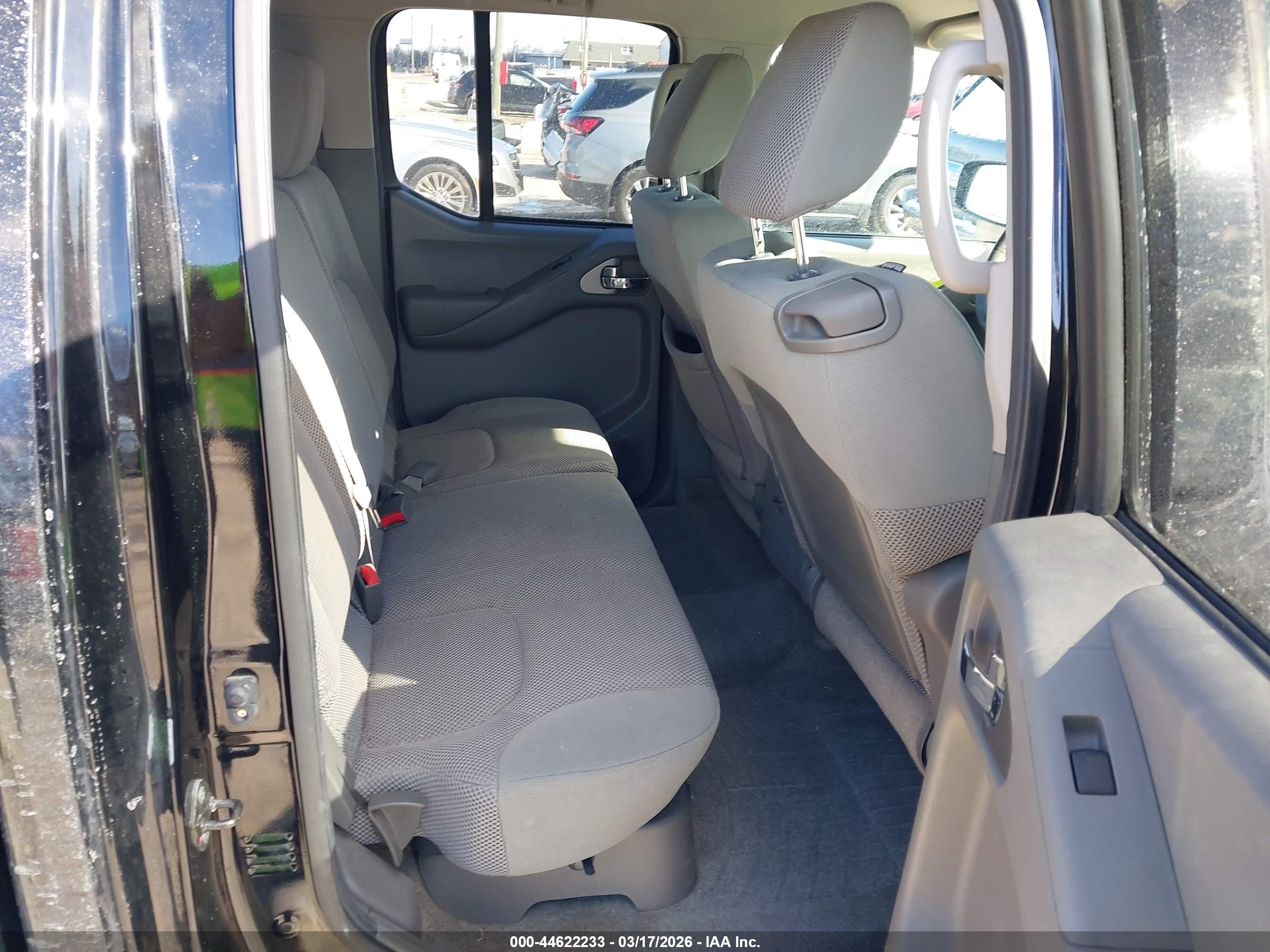 NISSAN FRONTIER image 8