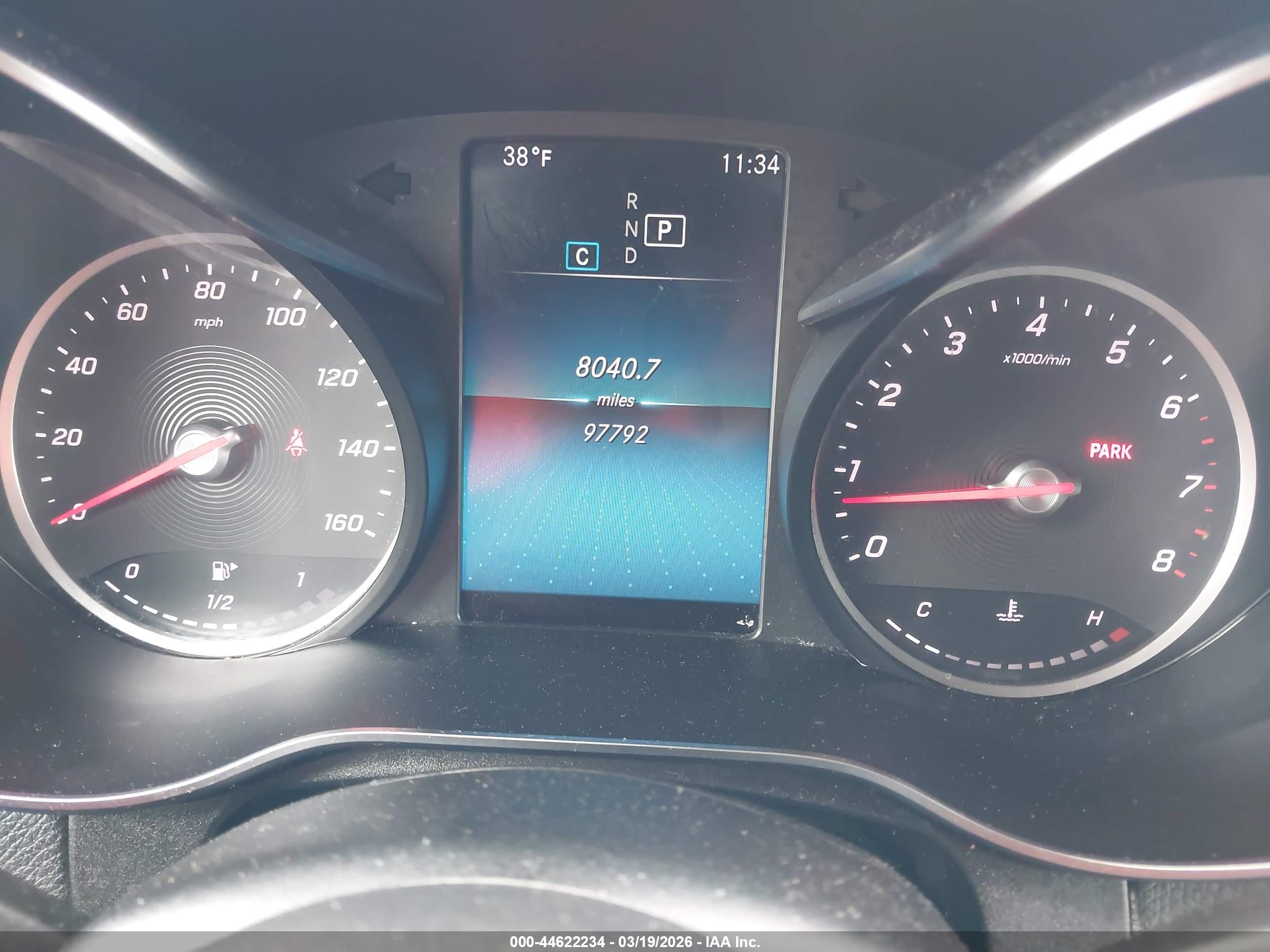 MERCEDES-BENZ GLC image 7