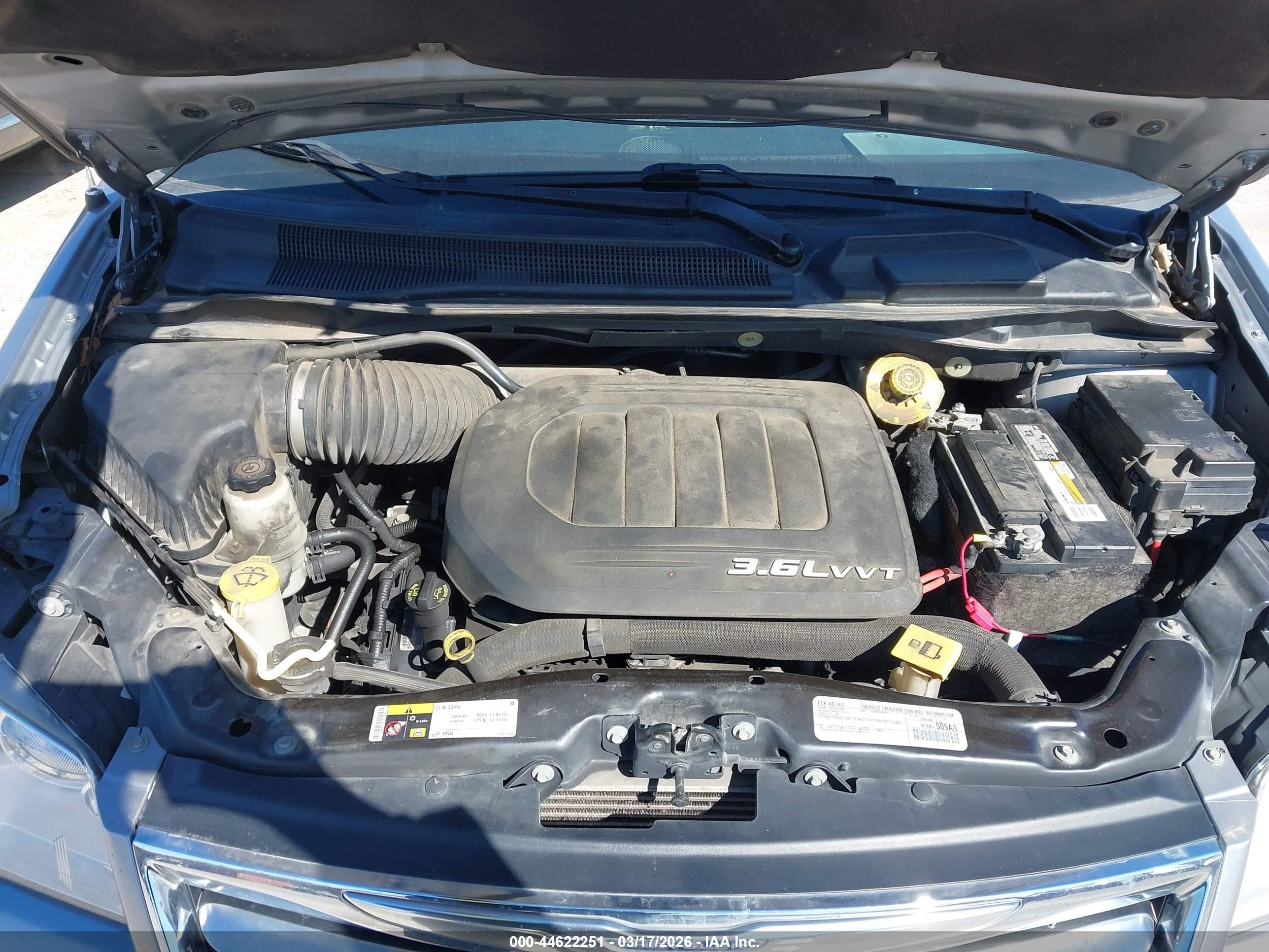 CHRYSLER TOWN image 10