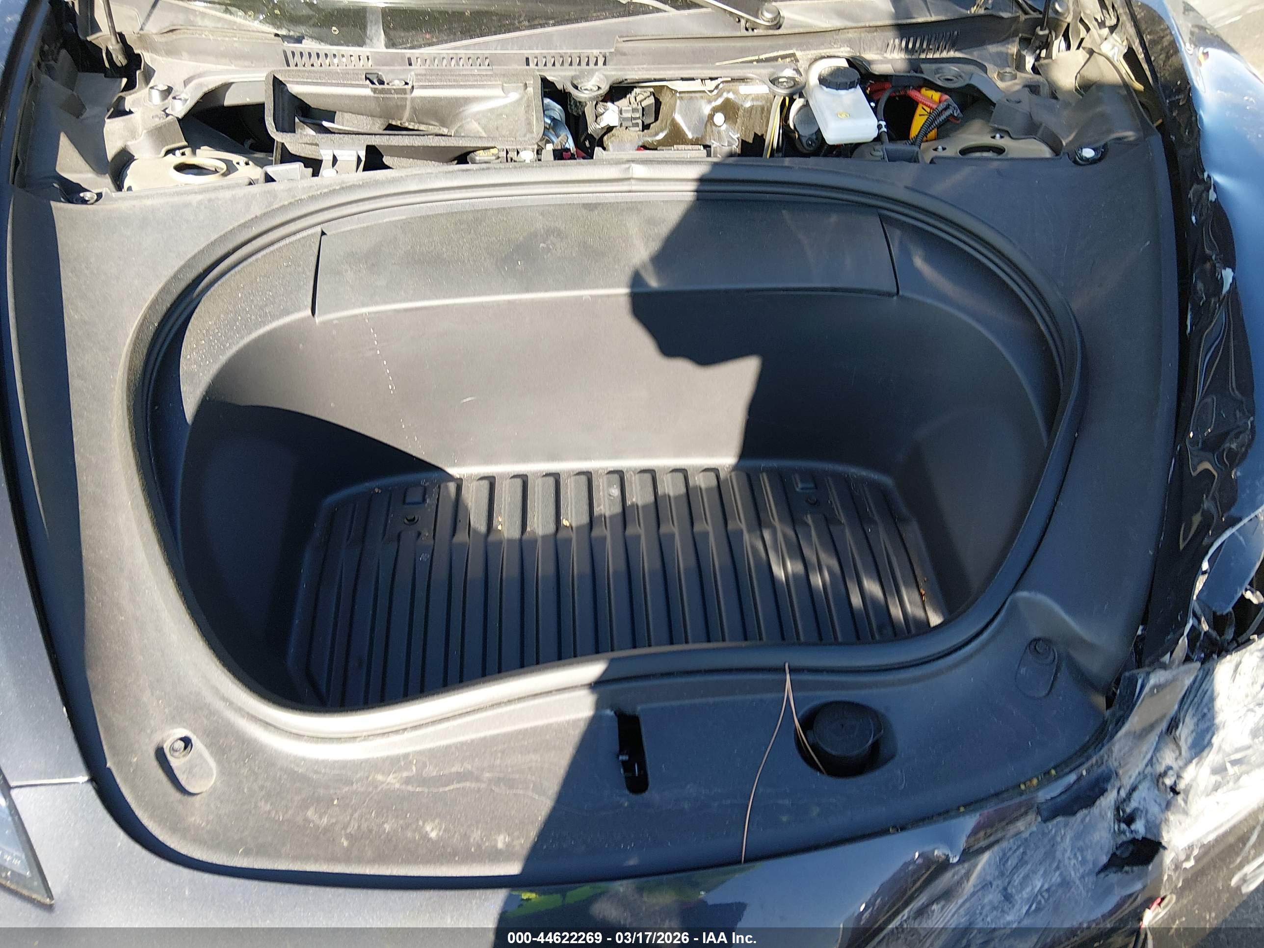 TESLA MODEL image 10