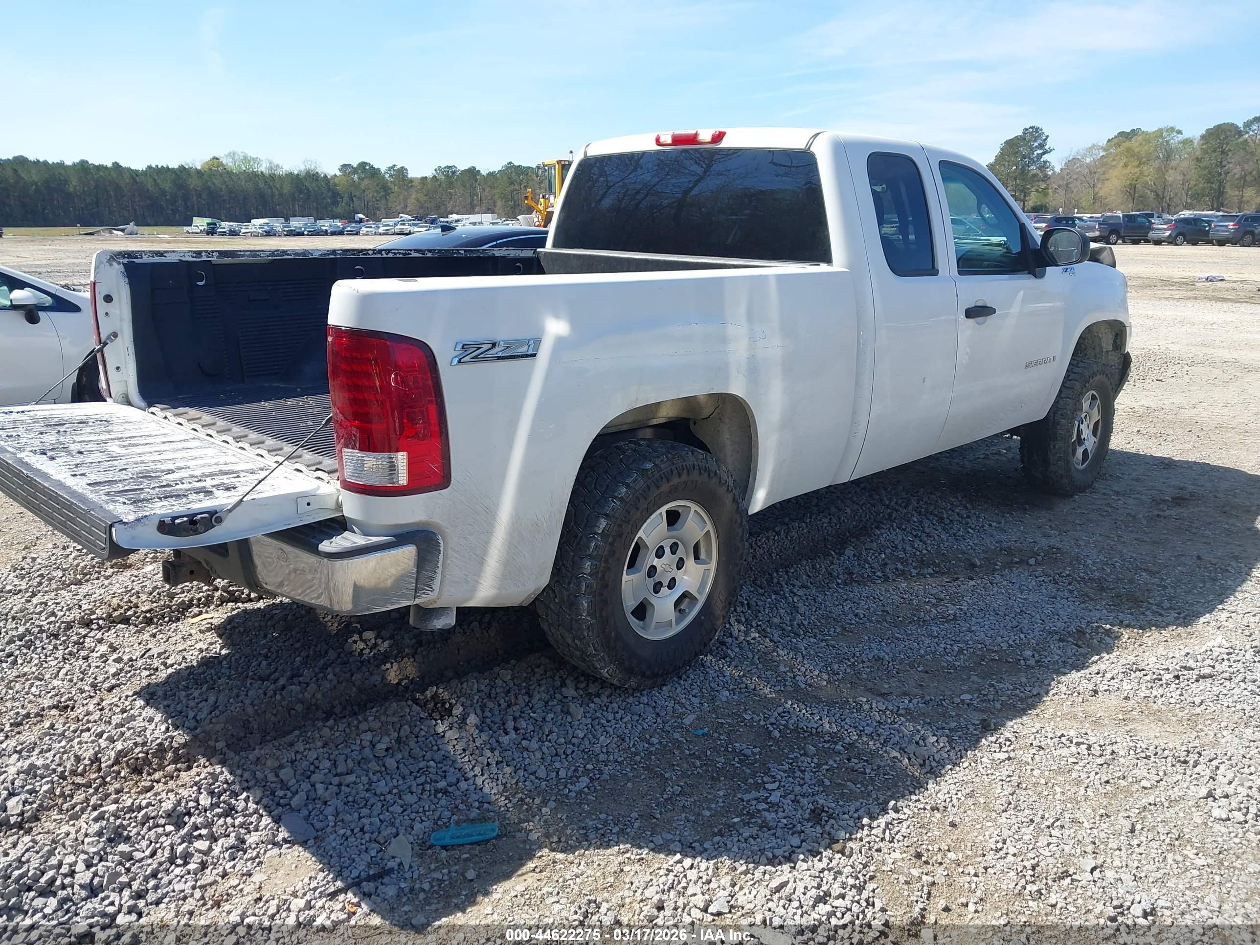 GMC SIERRA image 4