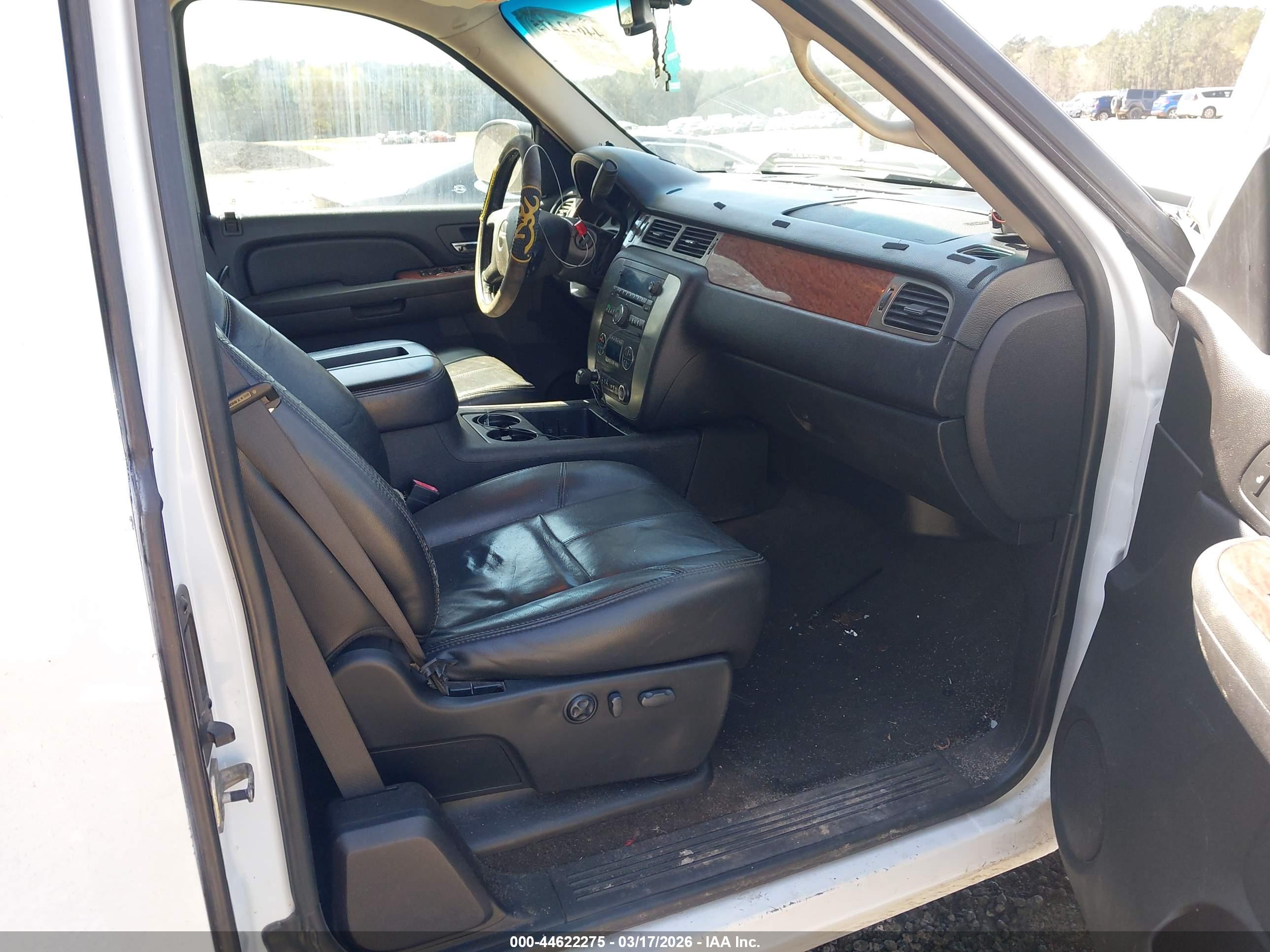 GMC SIERRA image 5