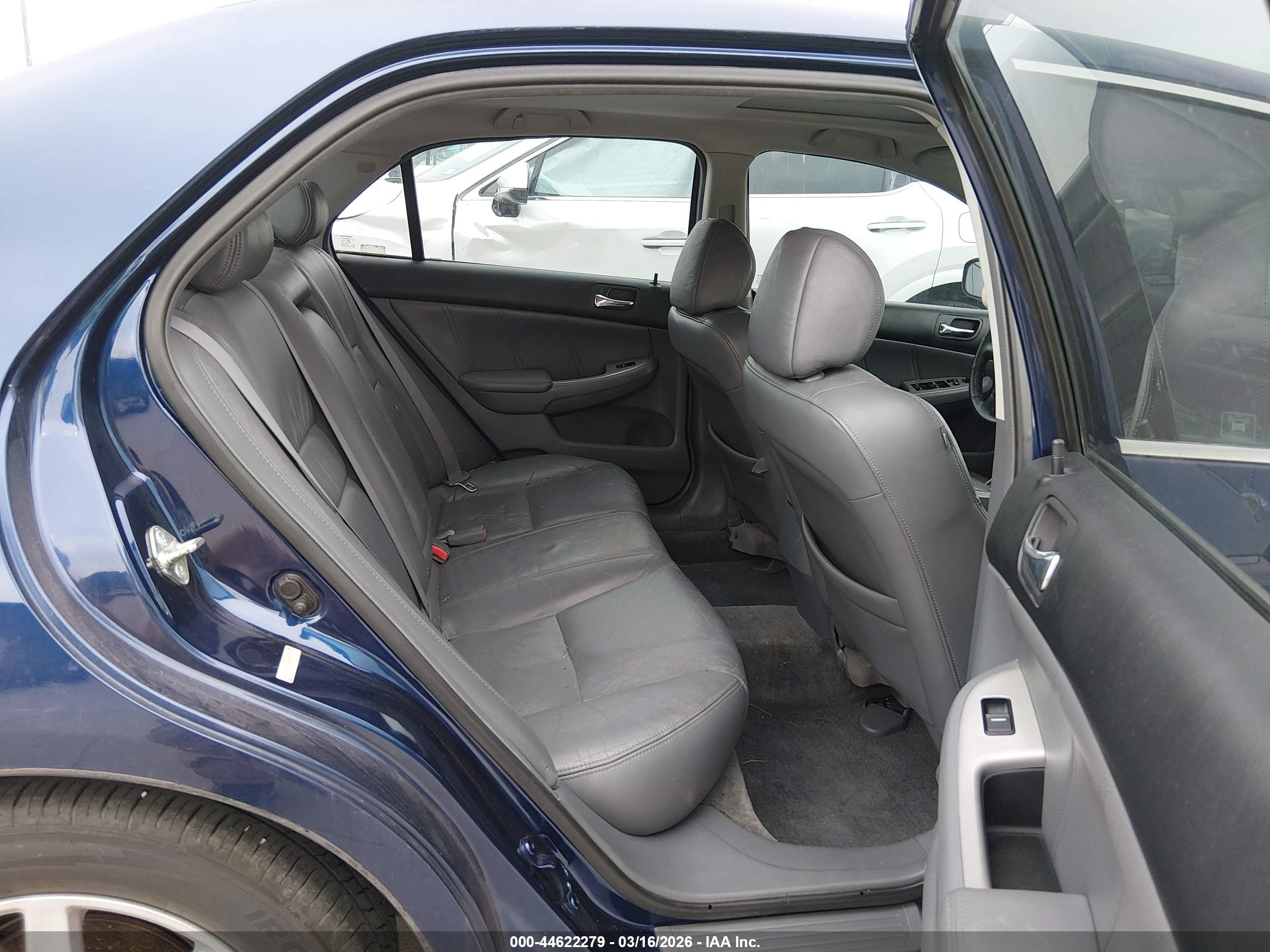 HONDA ACCORD image 8