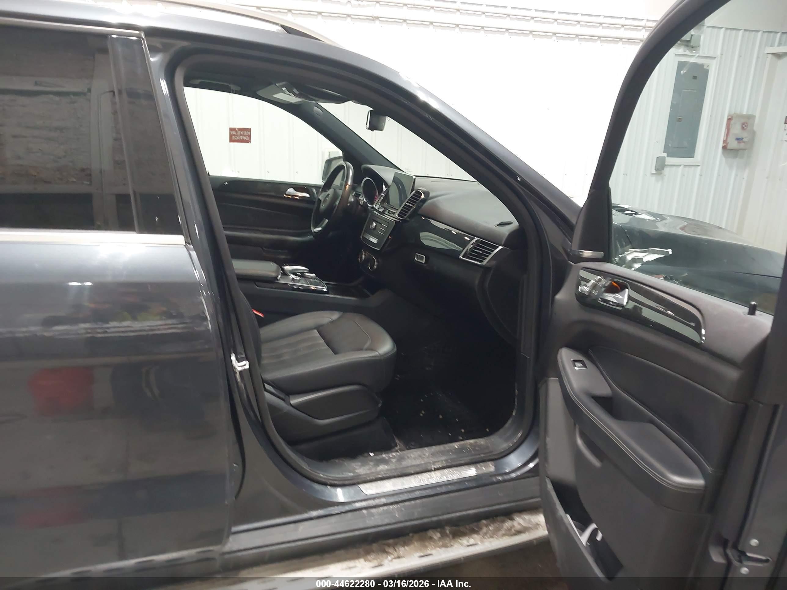 MERCEDES-BENZ GLE image 5