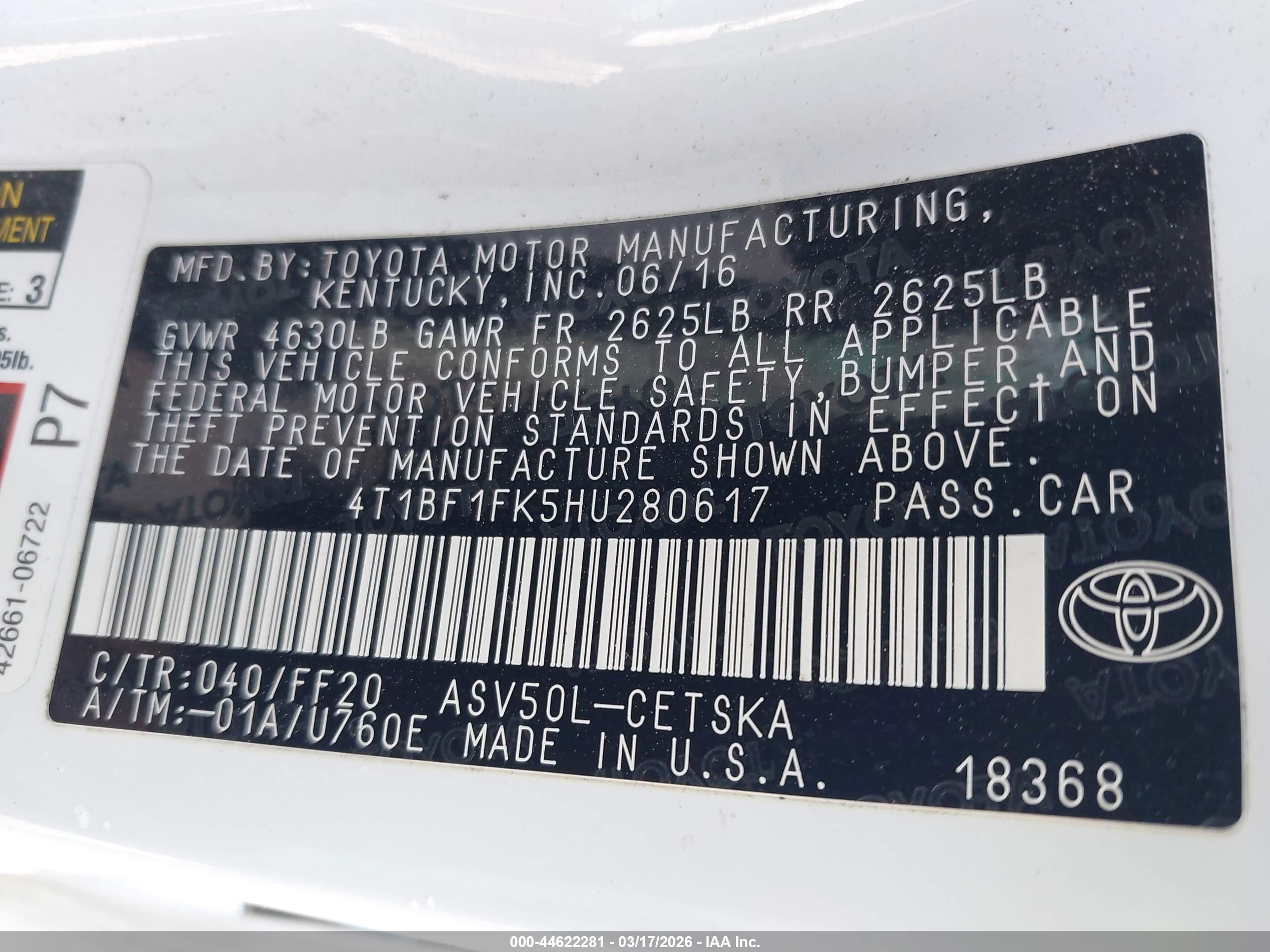 TOYOTA CAMRY image 9