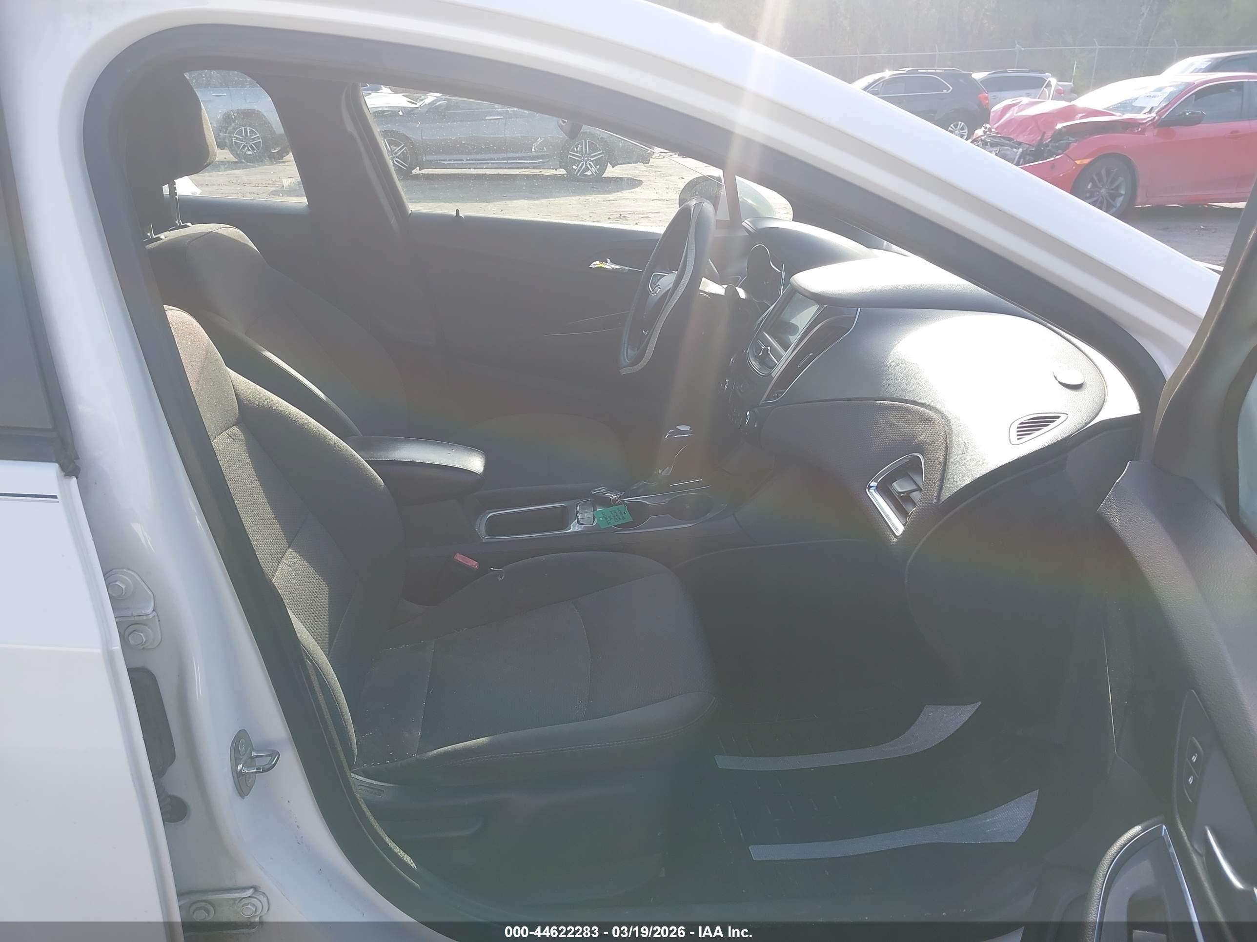 CHEVROLET CRUZE image 5