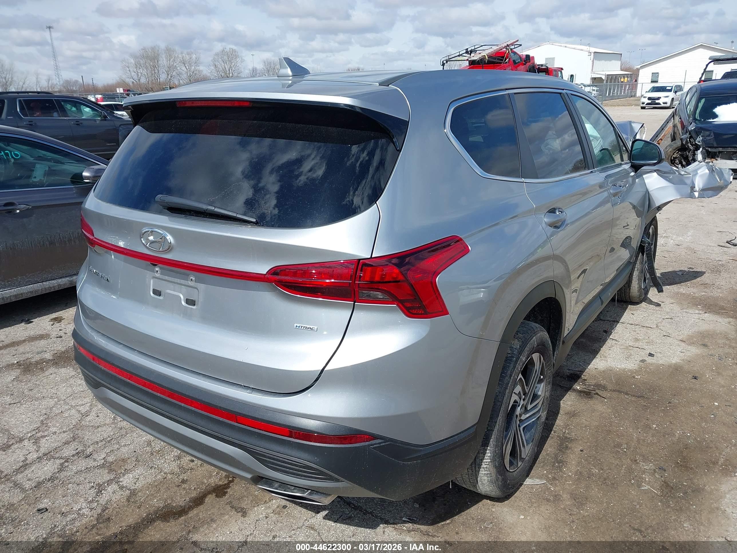 HYUNDAI SANTA image 4