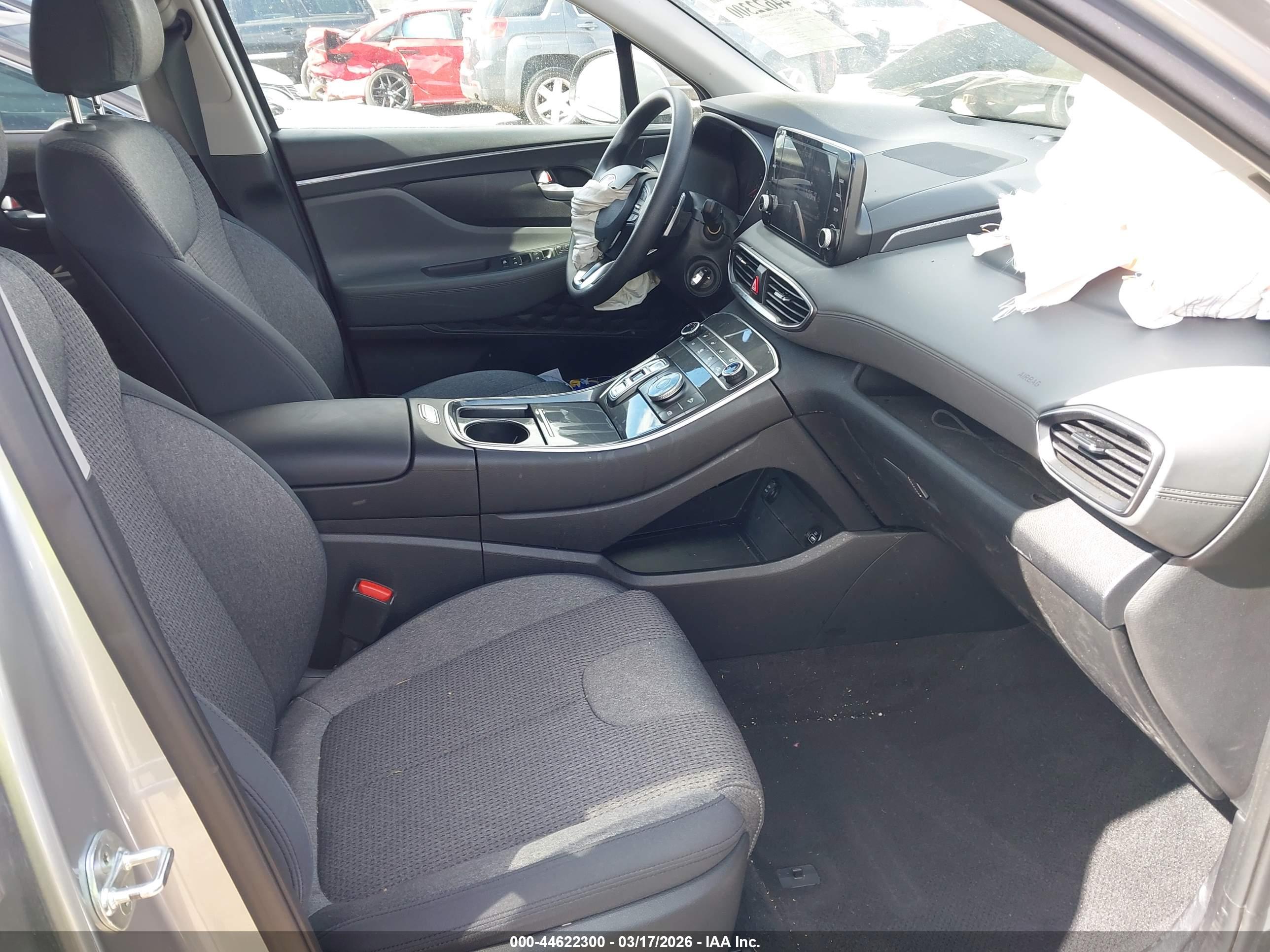 HYUNDAI SANTA image 5