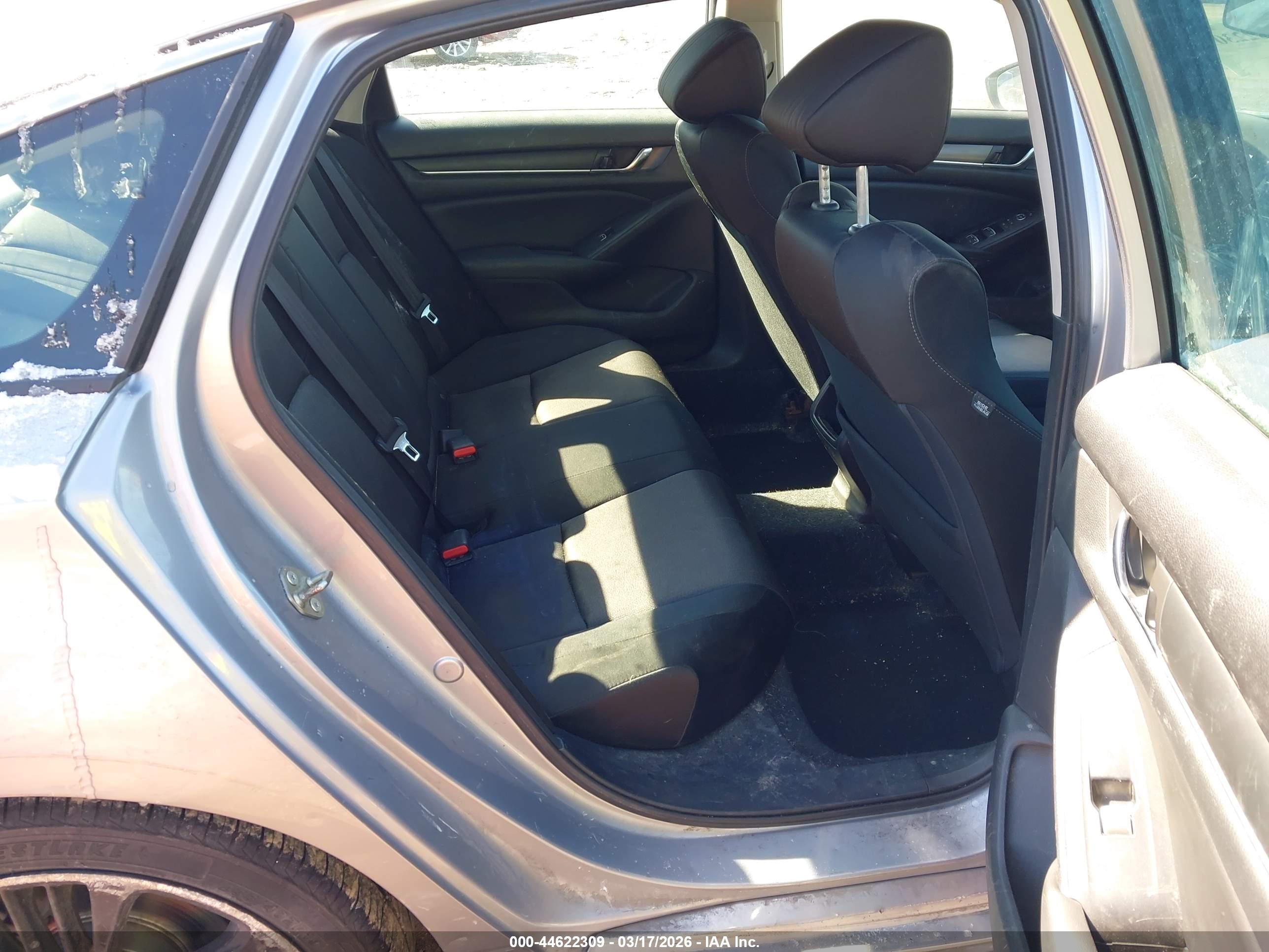 HONDA ACCORD image 8