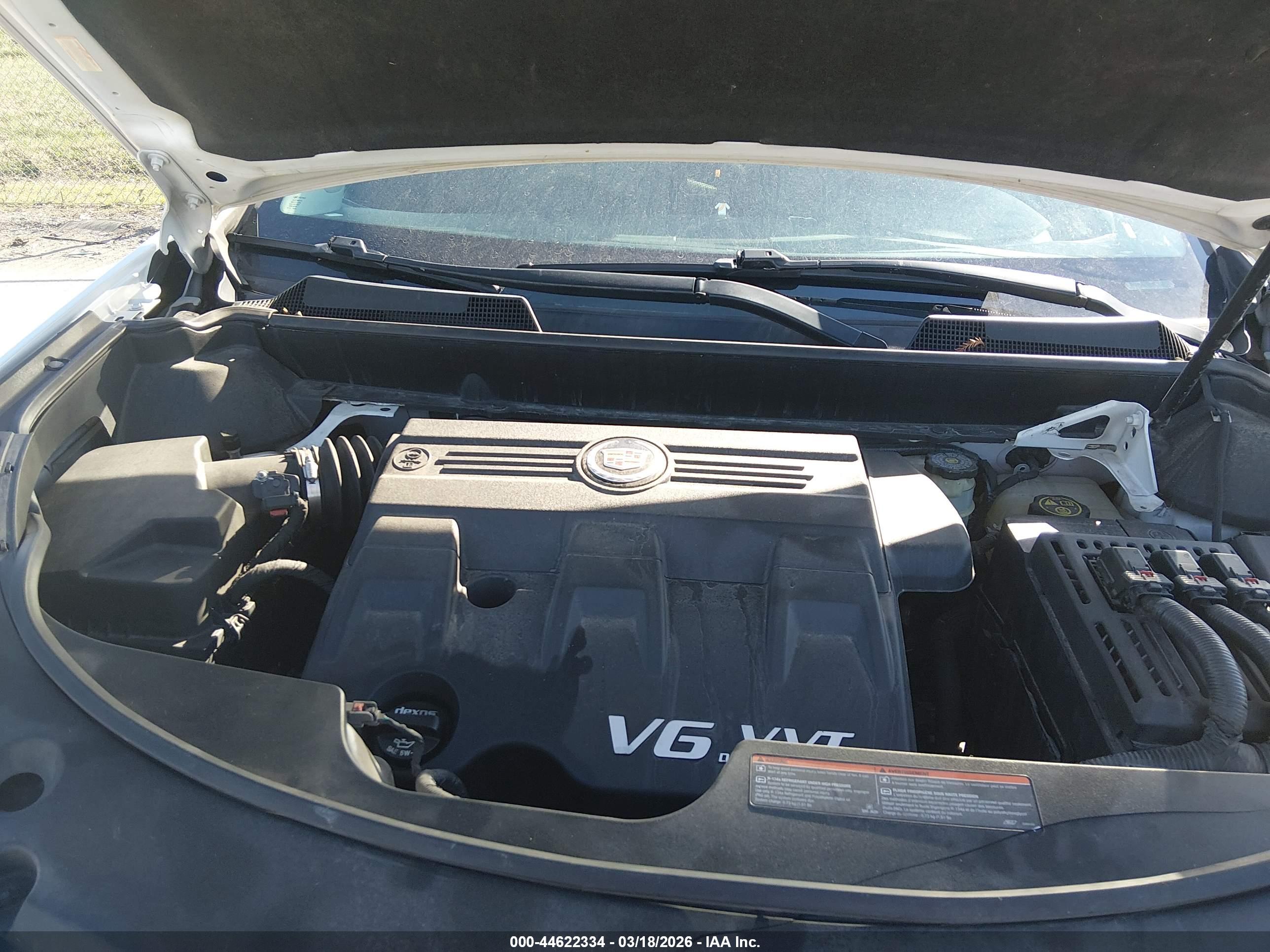 CADILLAC SRX image 10