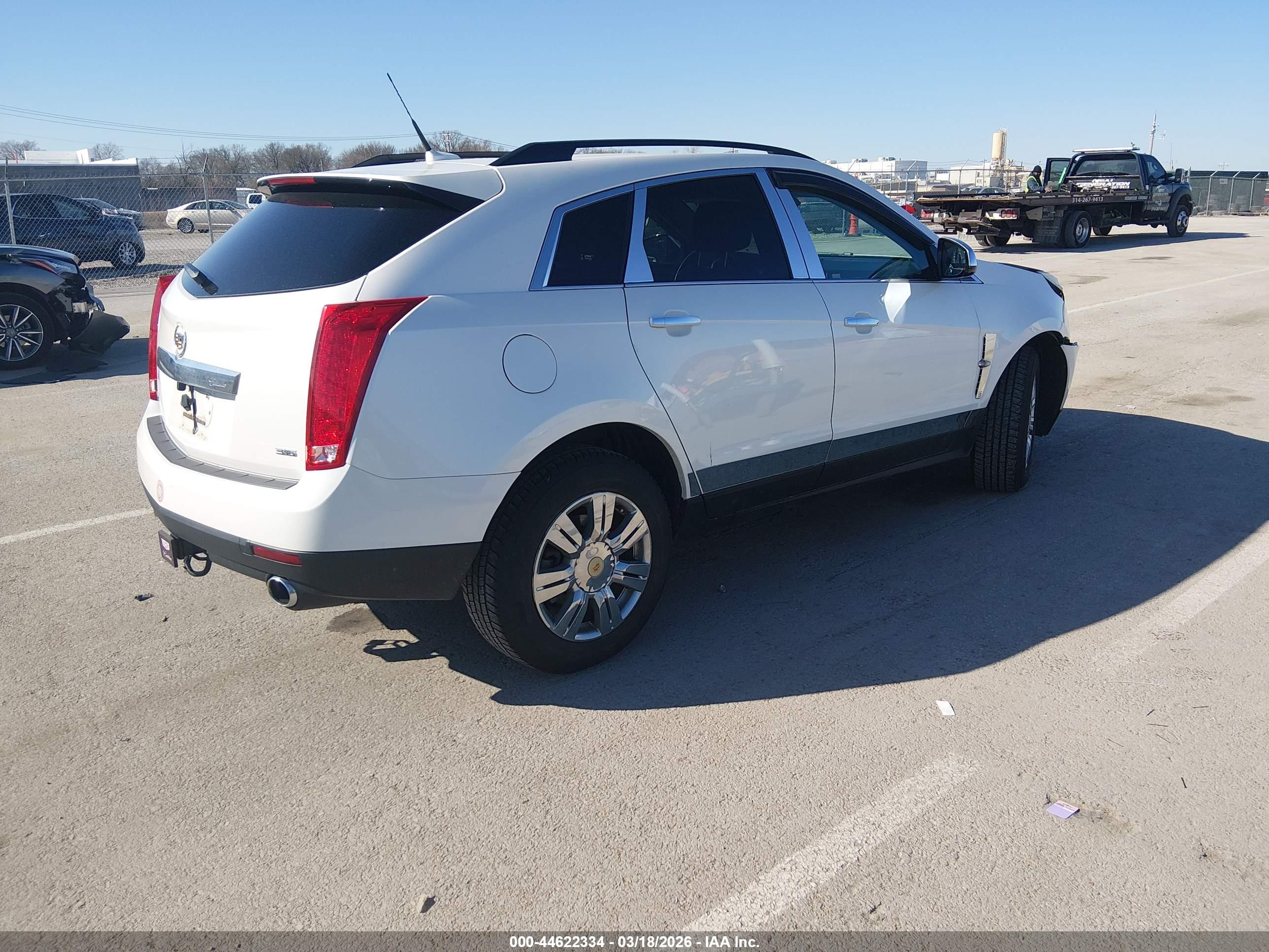 CADILLAC SRX image 4