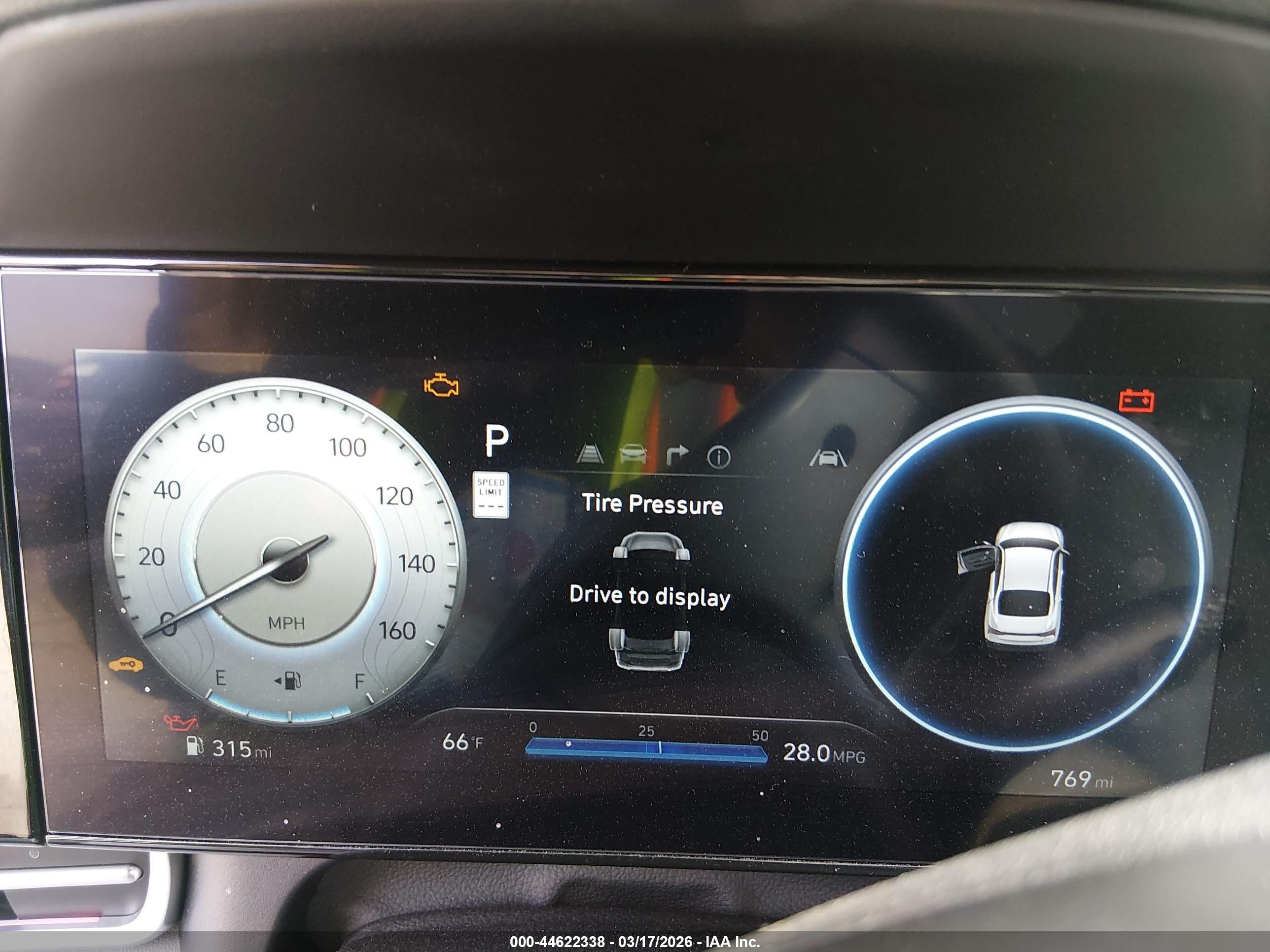 HYUNDAI ELANTRA image 7