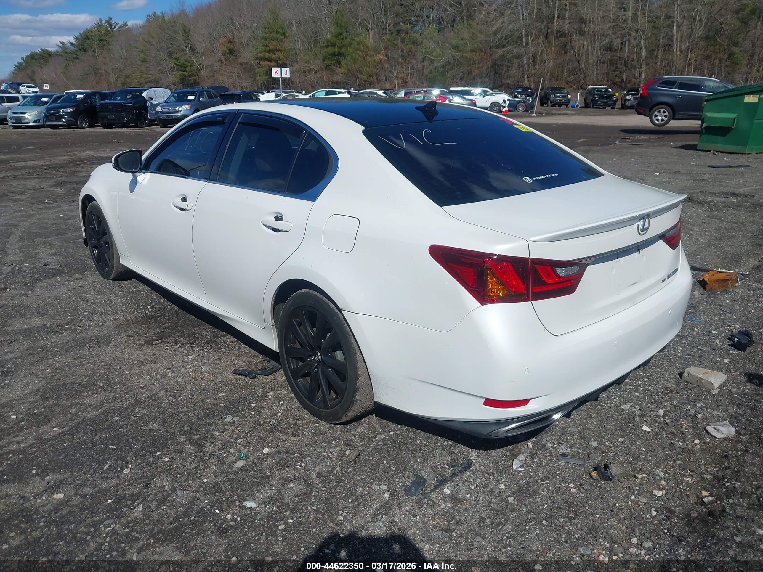 LEXUS GS image 3