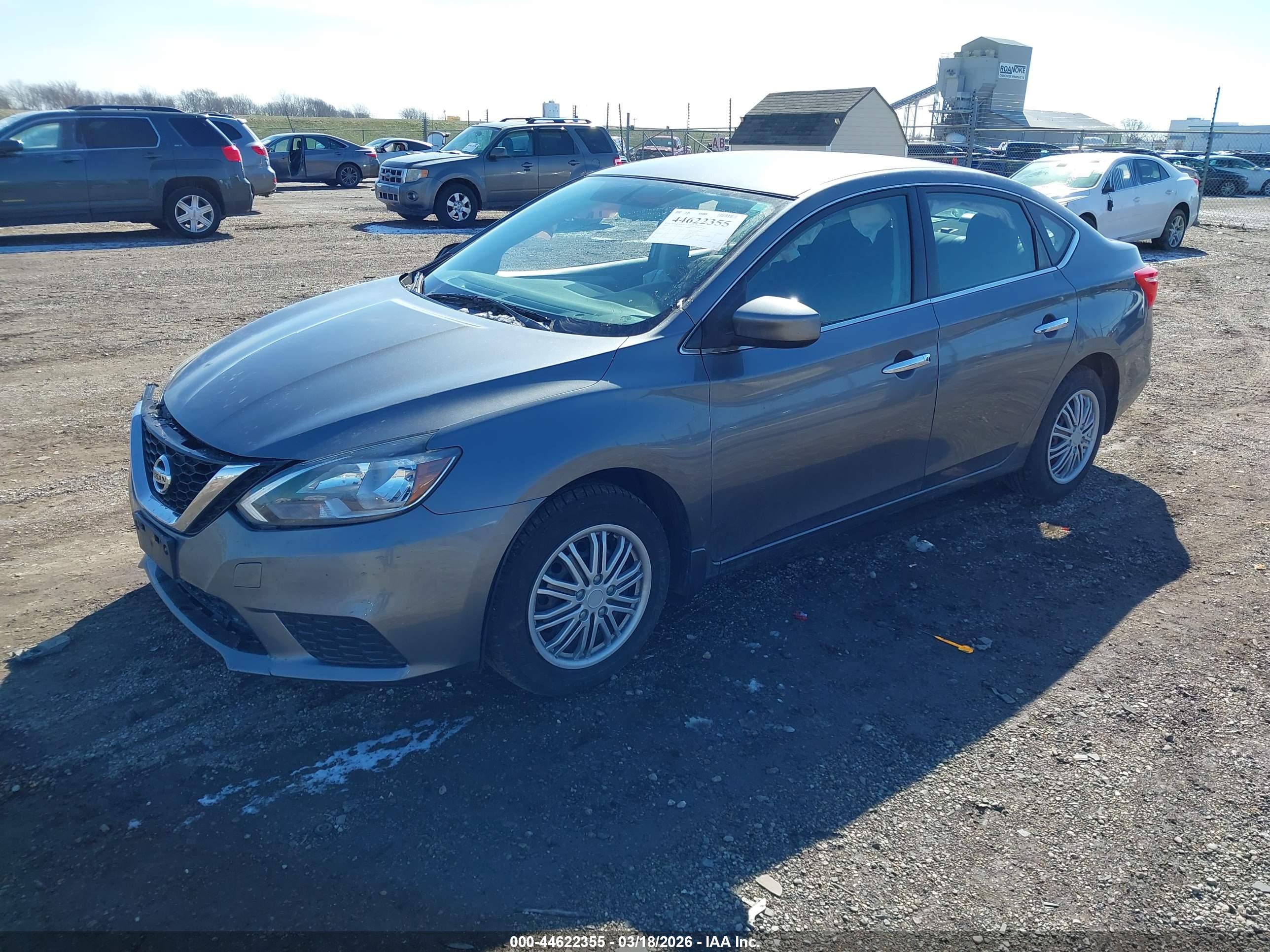 NISSAN SENTRA image 2