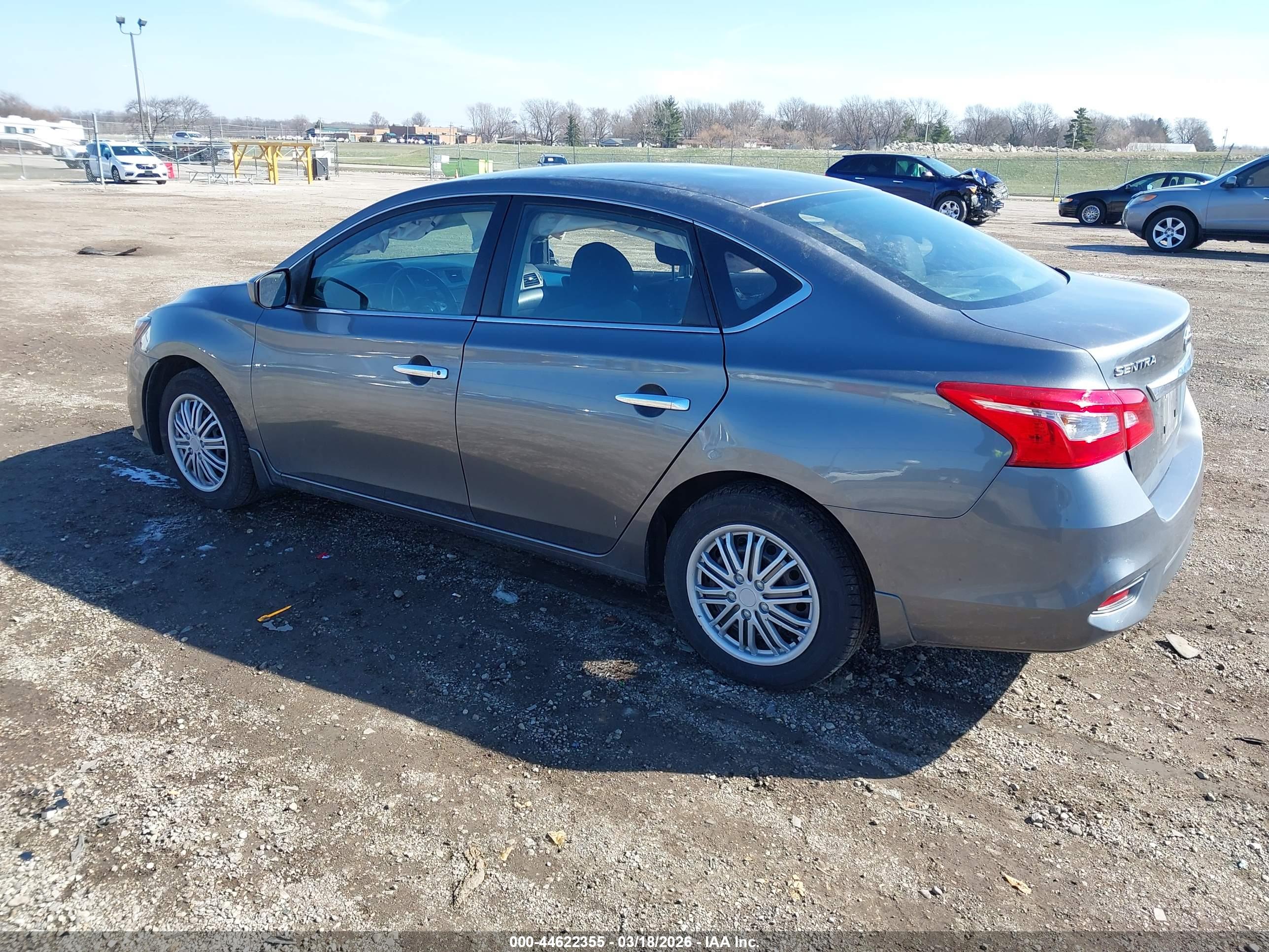 NISSAN SENTRA image 3