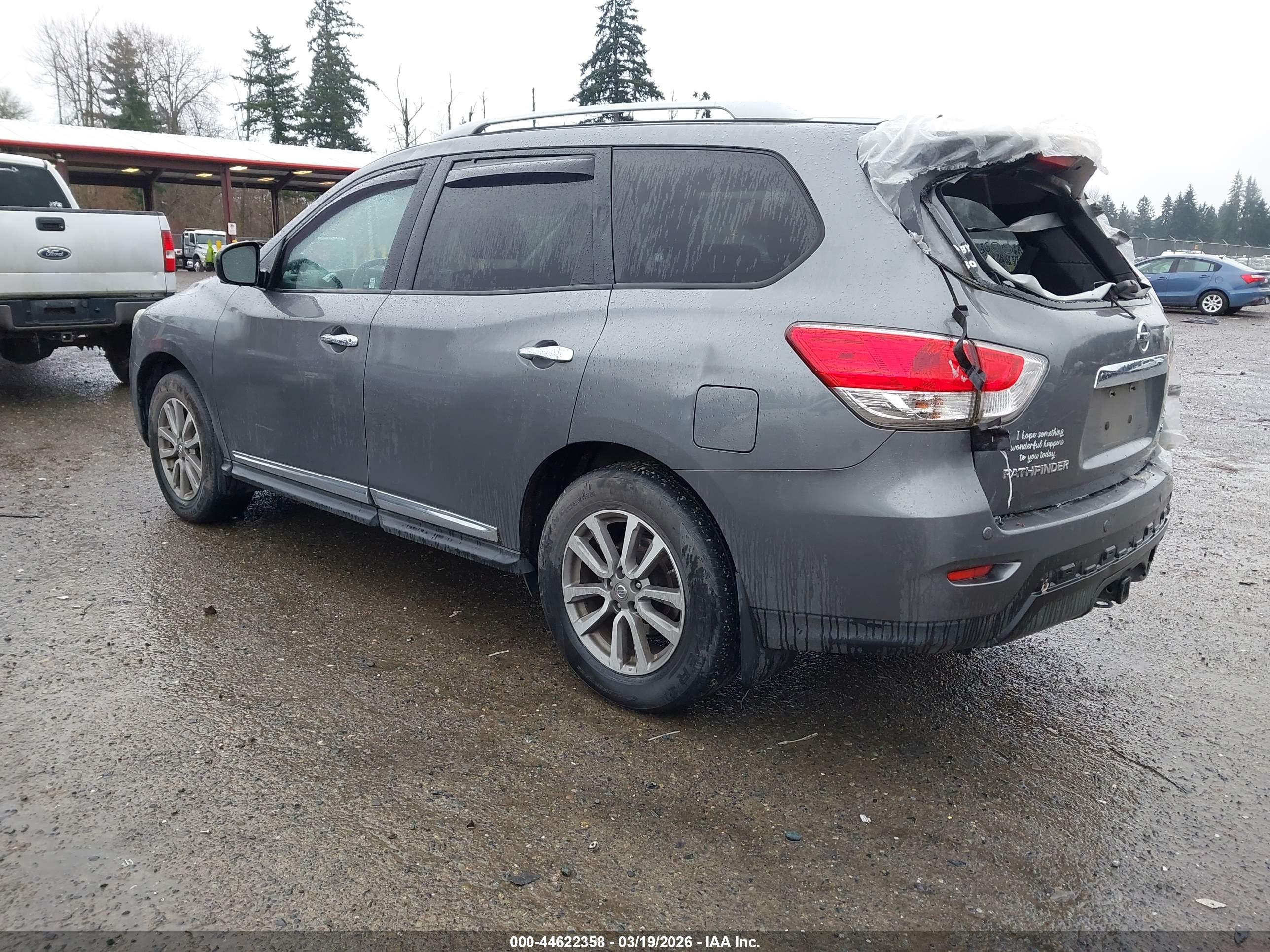NISSAN PATHFINDER image 3