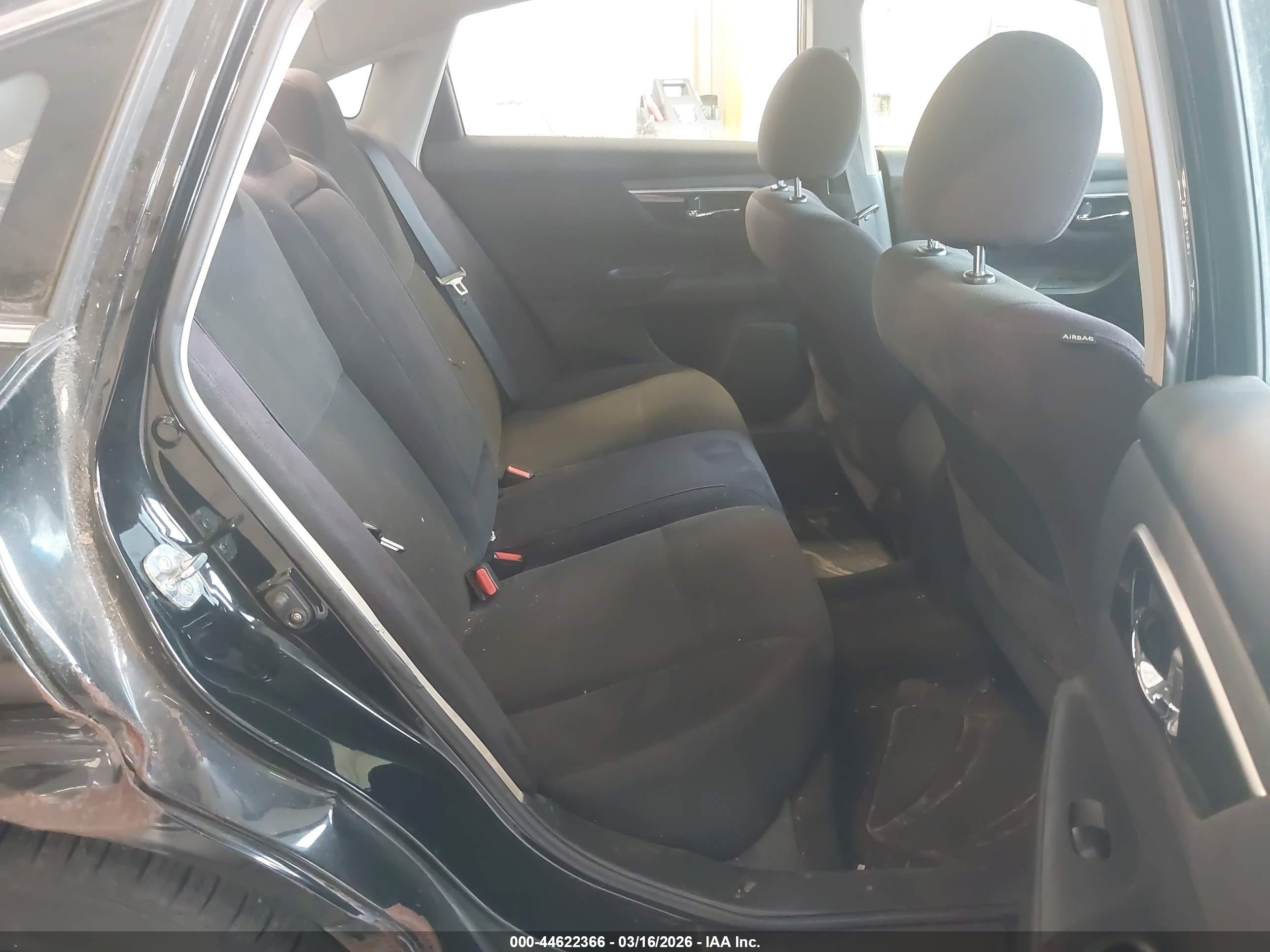 NISSAN ALTIMA image 8