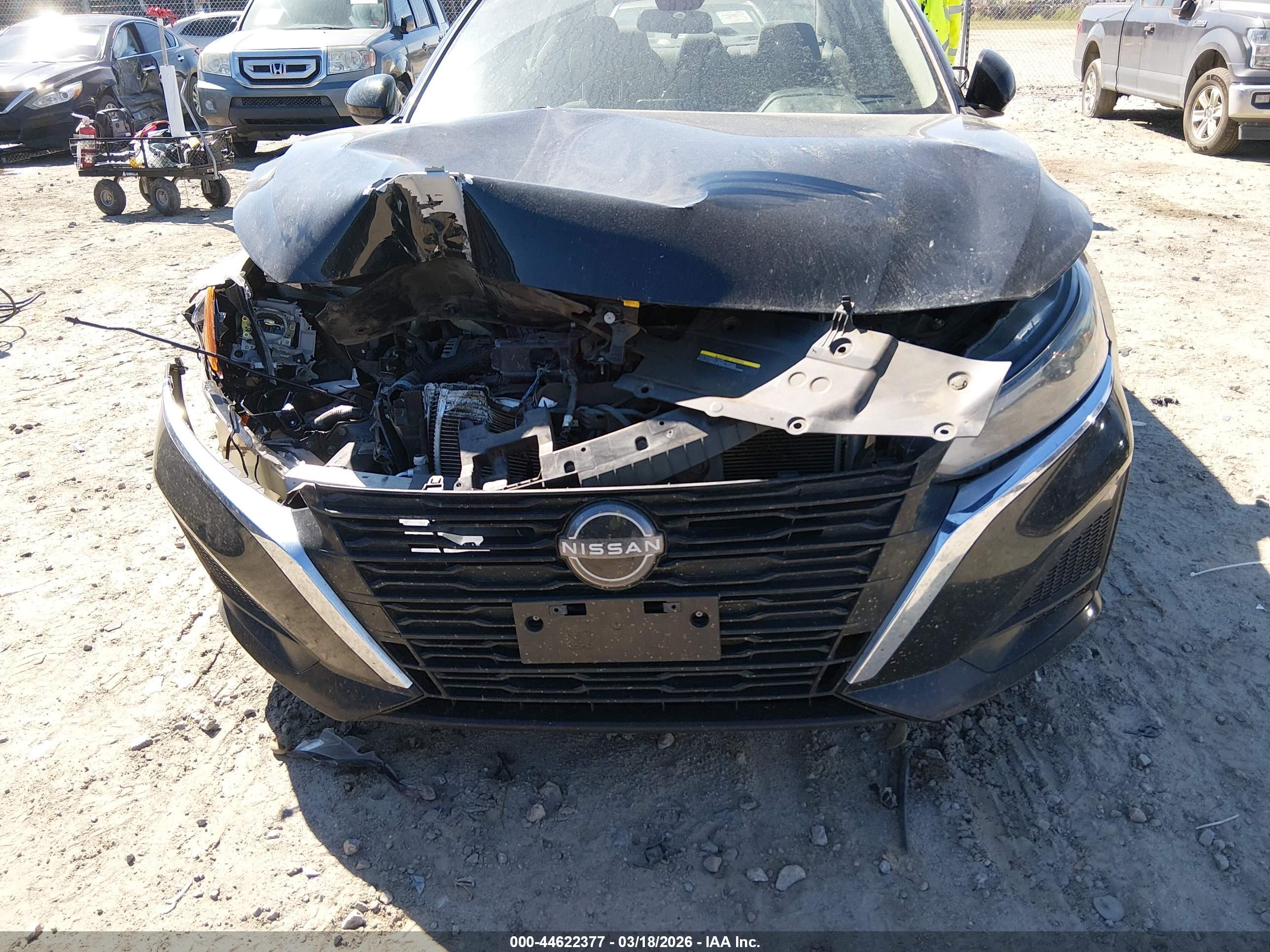 NISSAN ALTIMA image 6