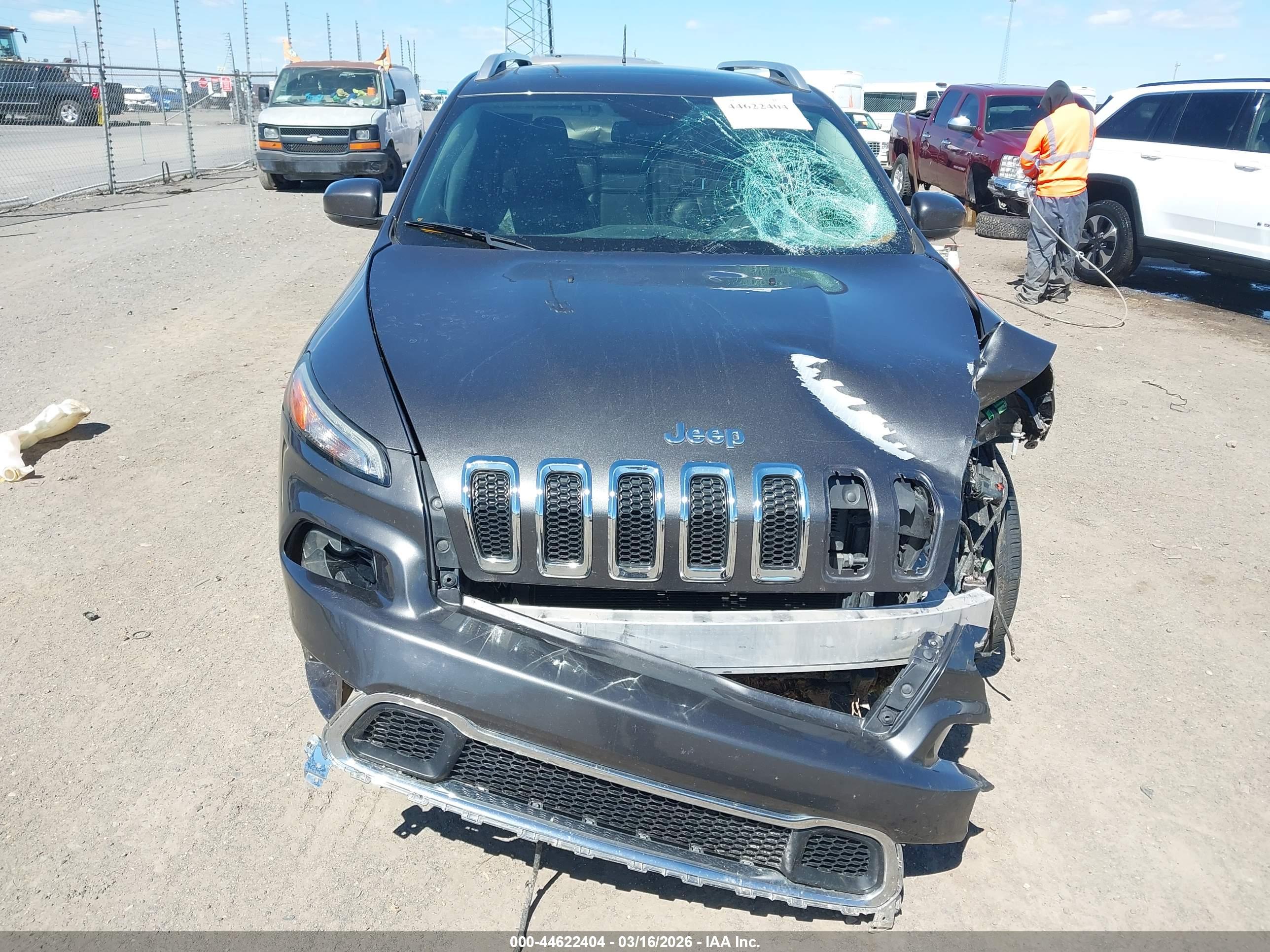 JEEP CHEROKEE image 6