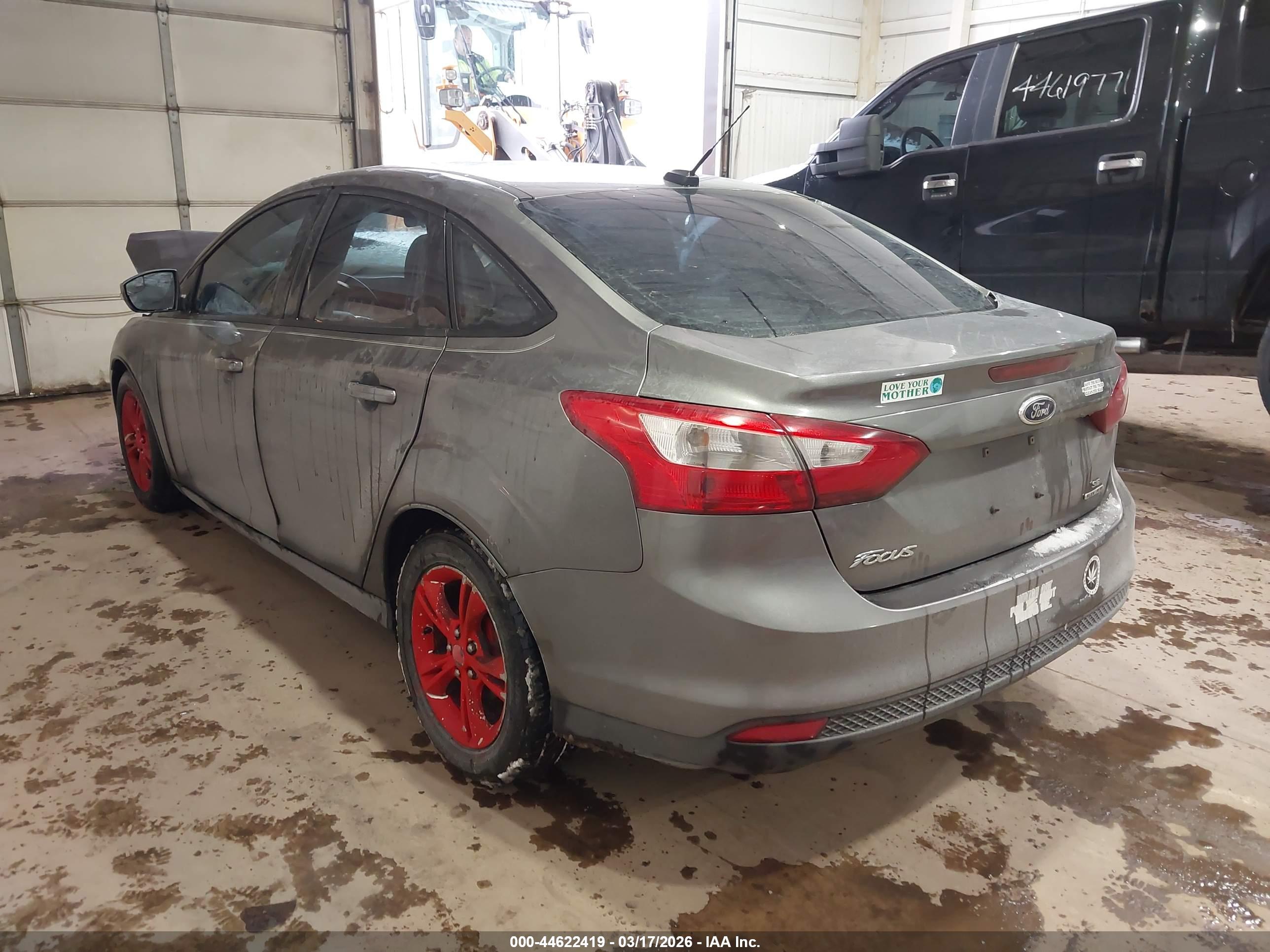 FORD FOCUS image 3