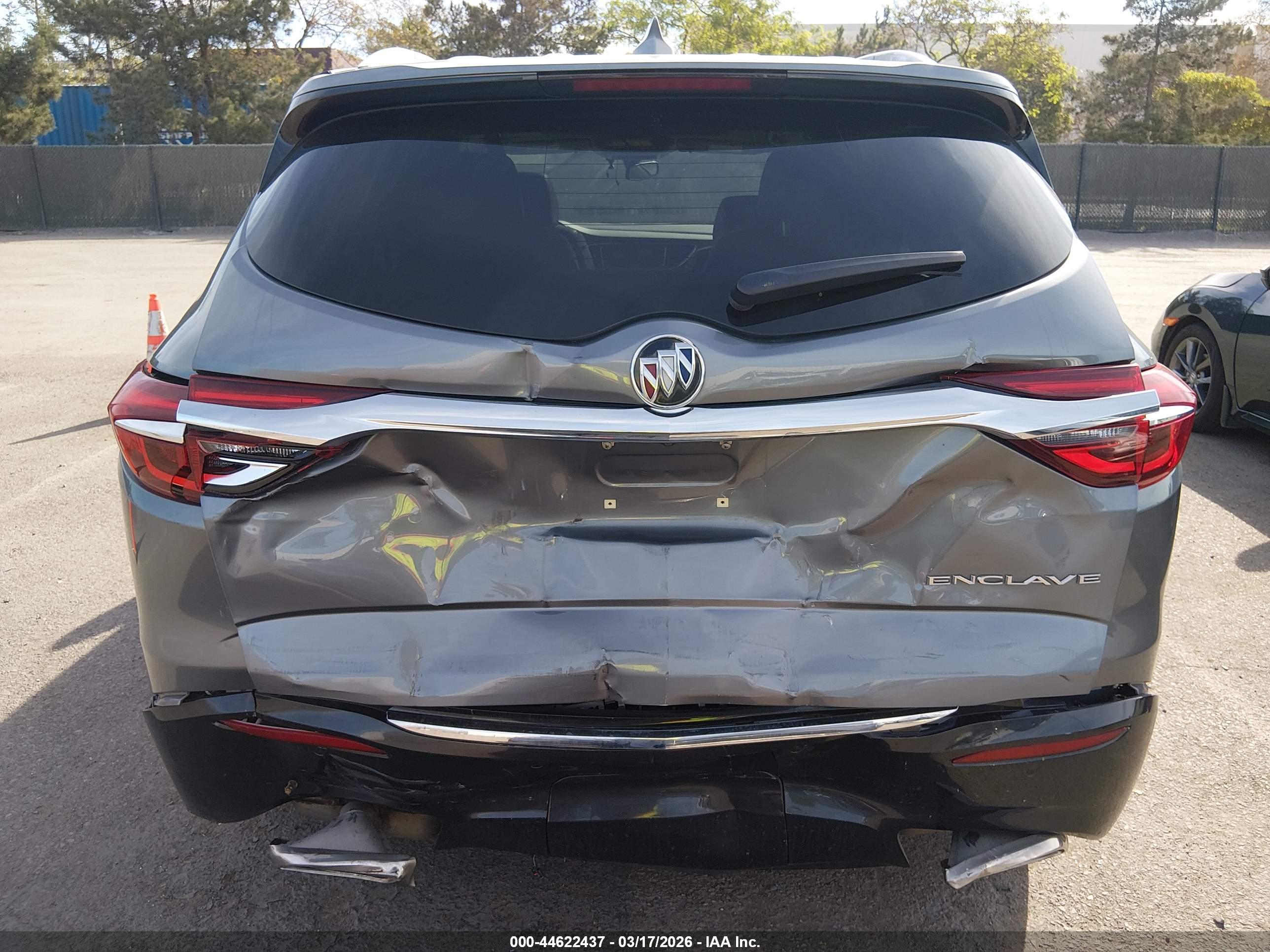 BUICK ENCLAVE image 6