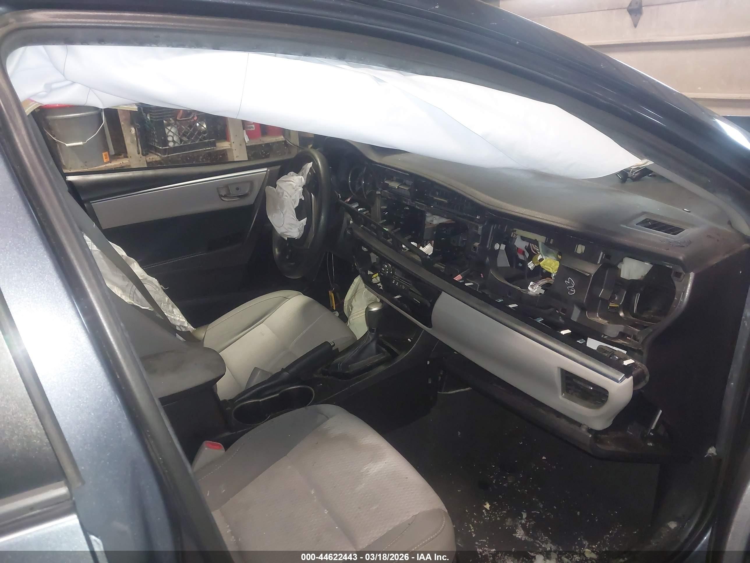 TOYOTA COROLLA image 5