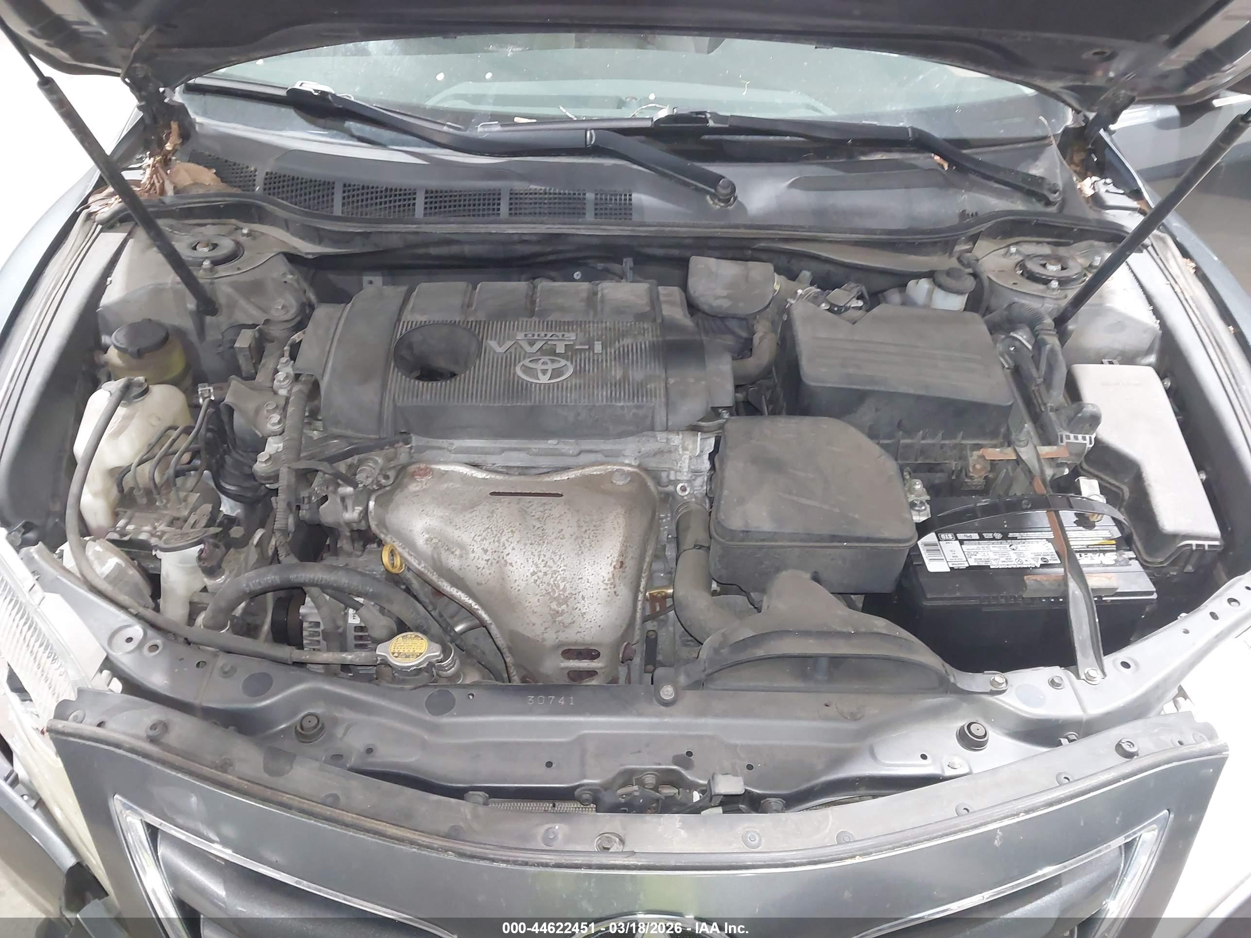 TOYOTA CAMRY image 10