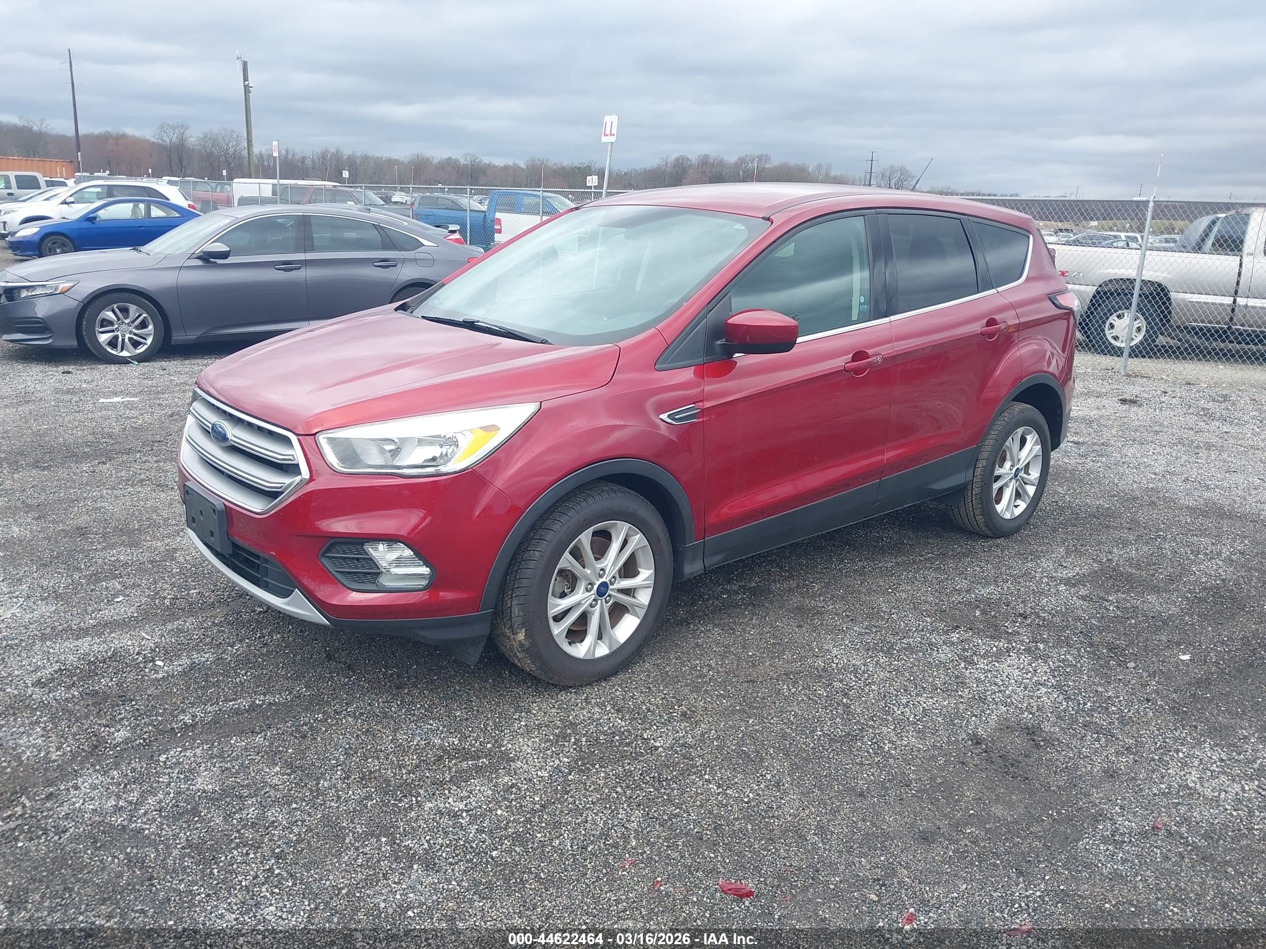 FORD ESCAPE image 2