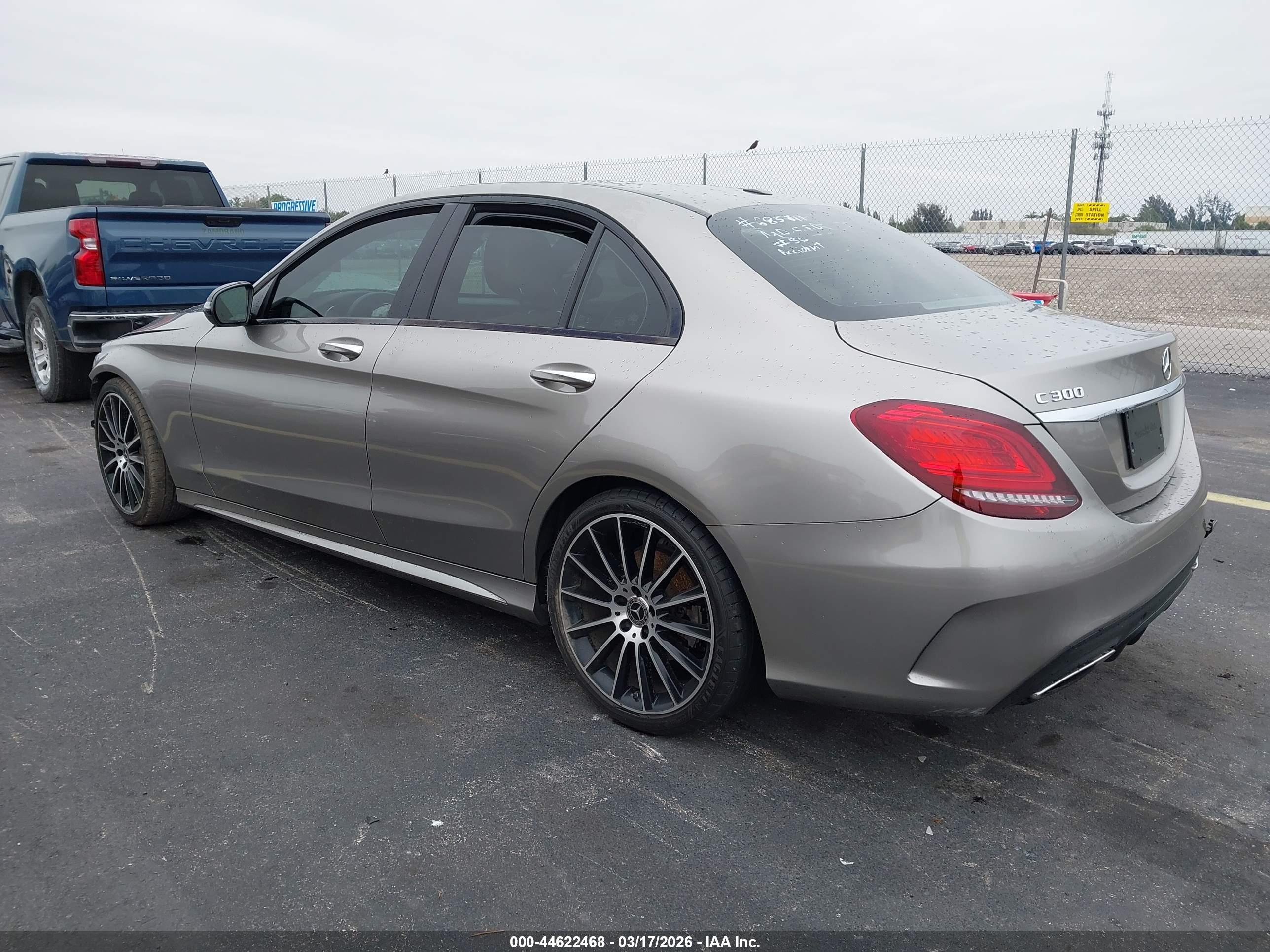 MERCEDES-BENZ C image 3
