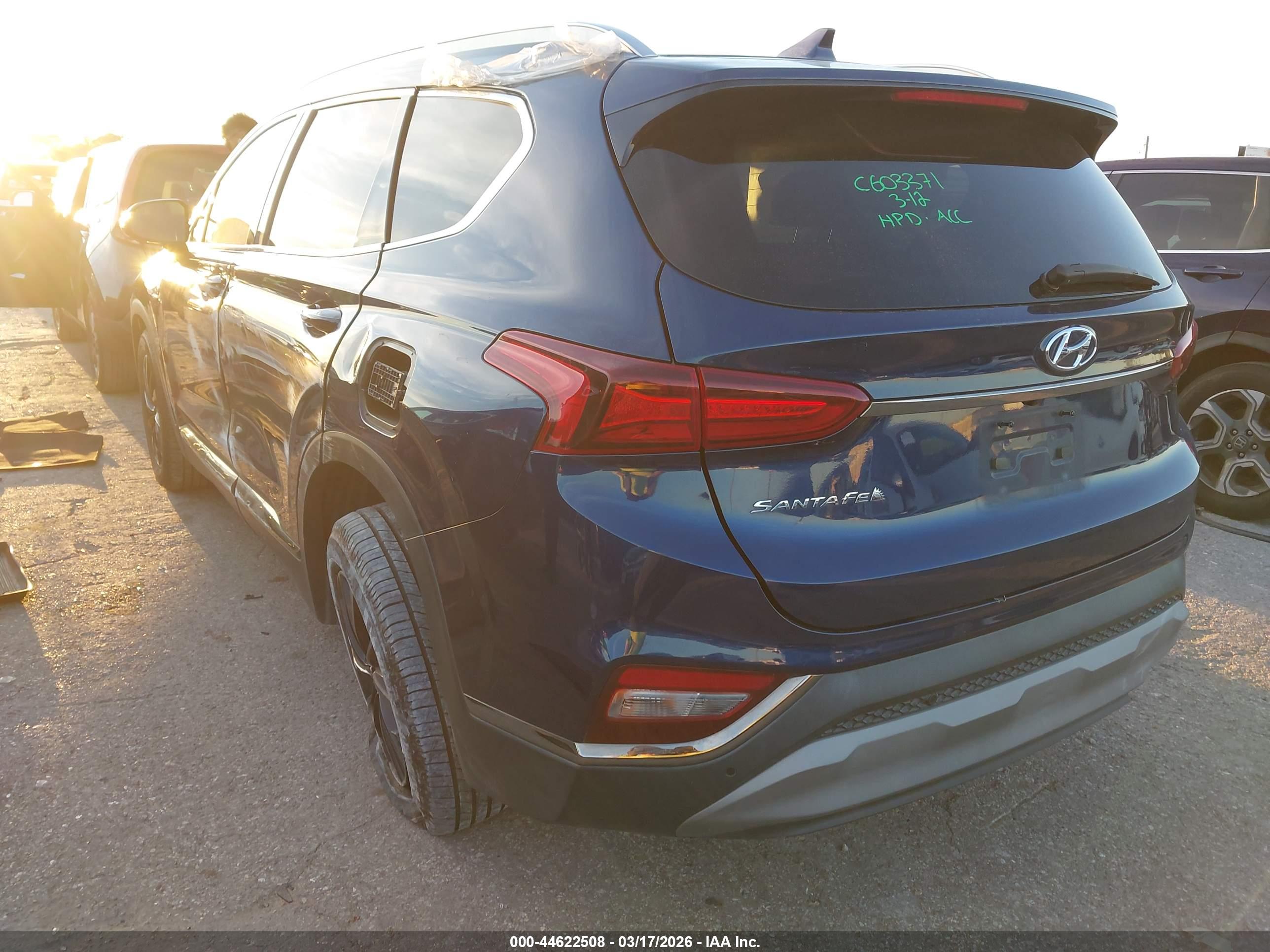 HYUNDAI SANTA image 3