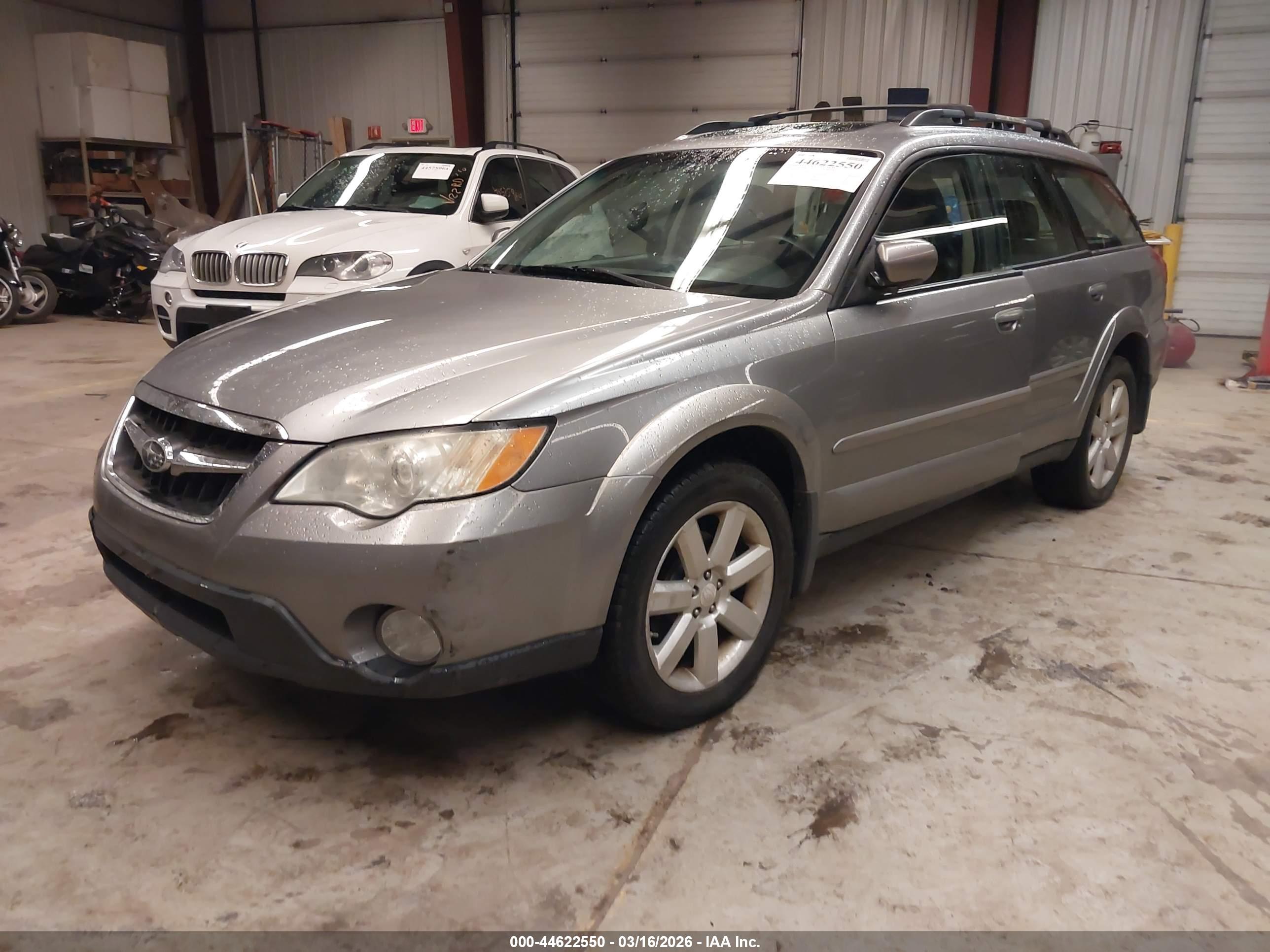 SUBARU OUTBACK image 2