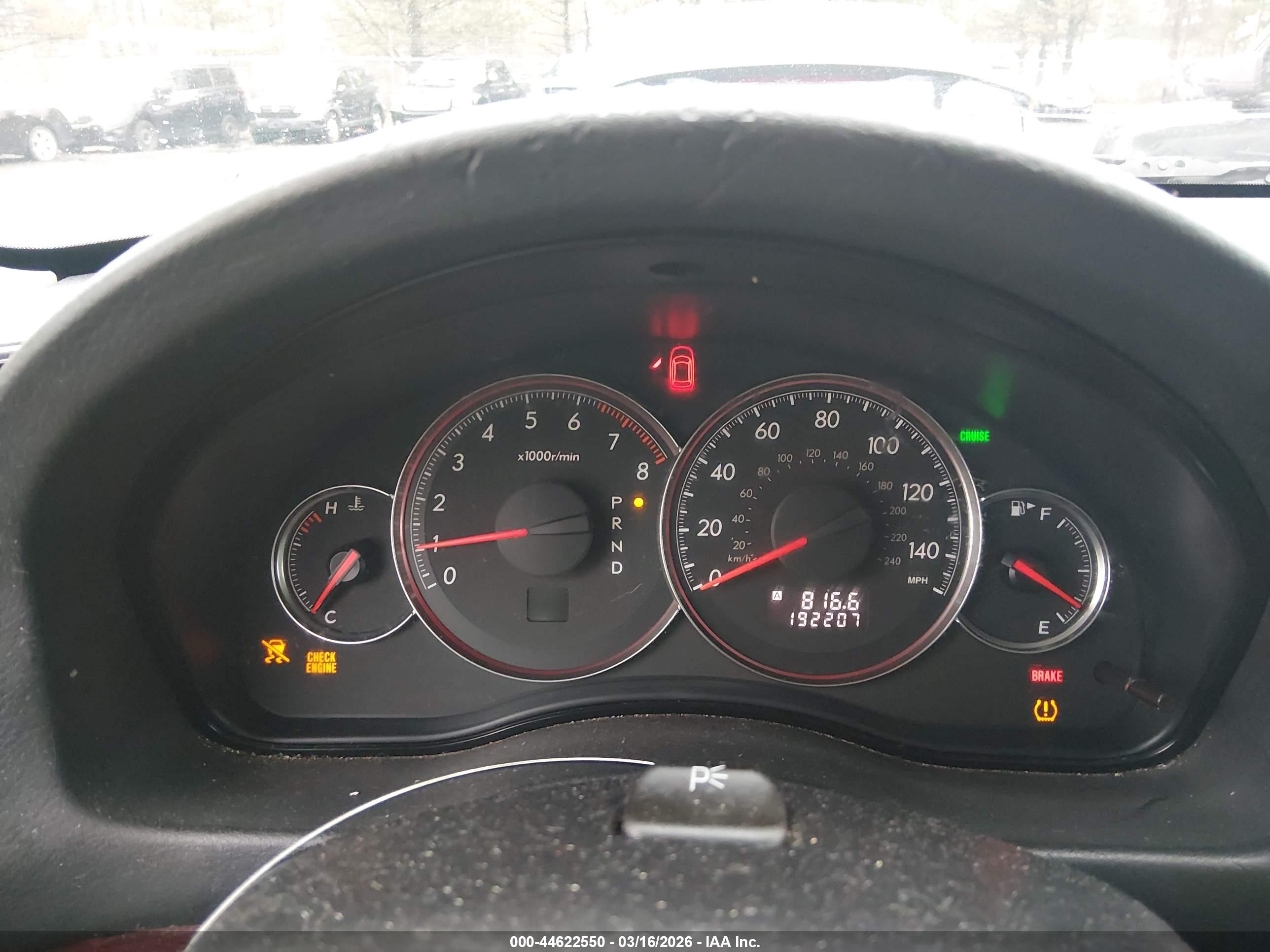 SUBARU OUTBACK image 7
