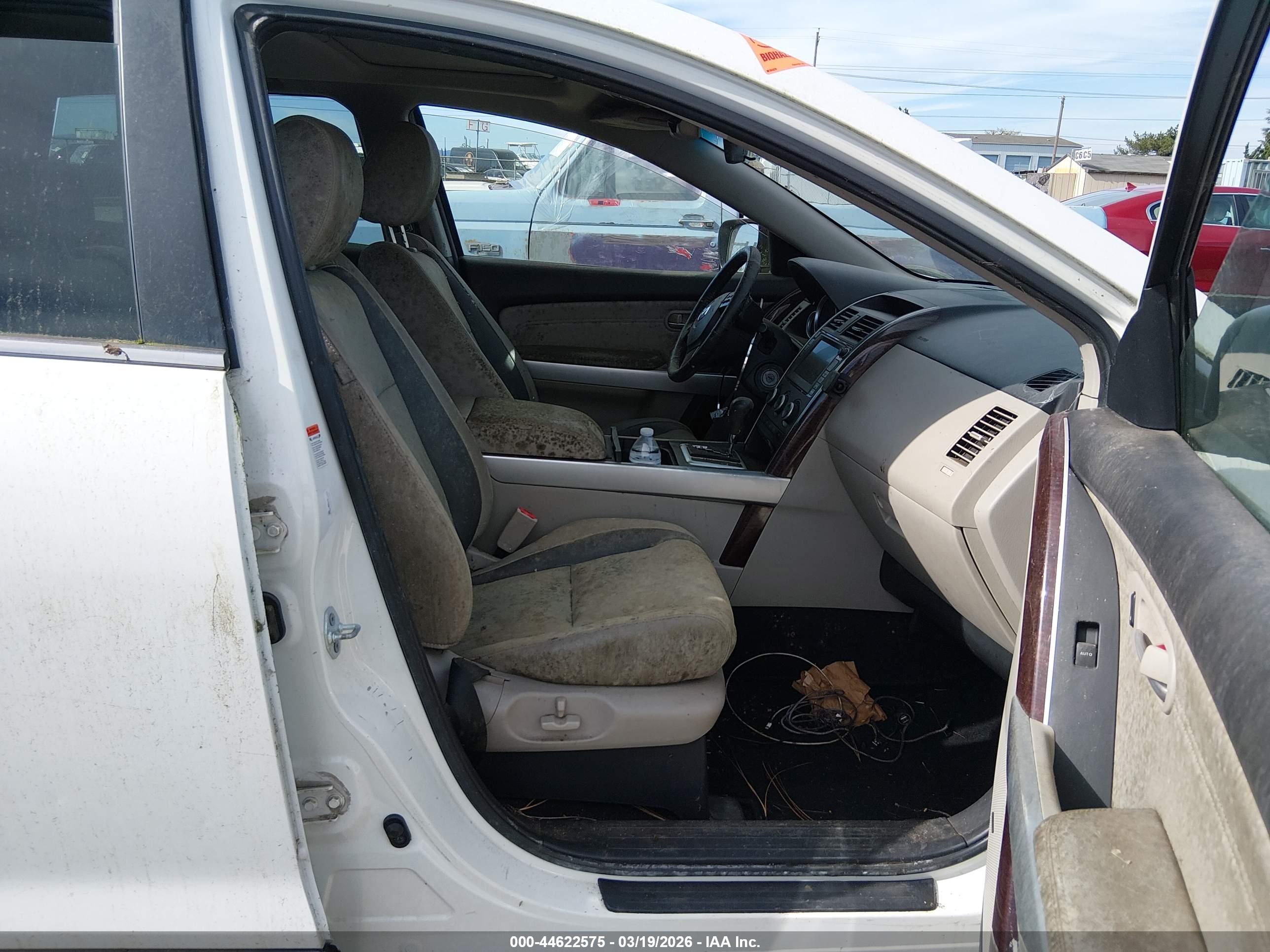 MAZDA CX-9 image 5