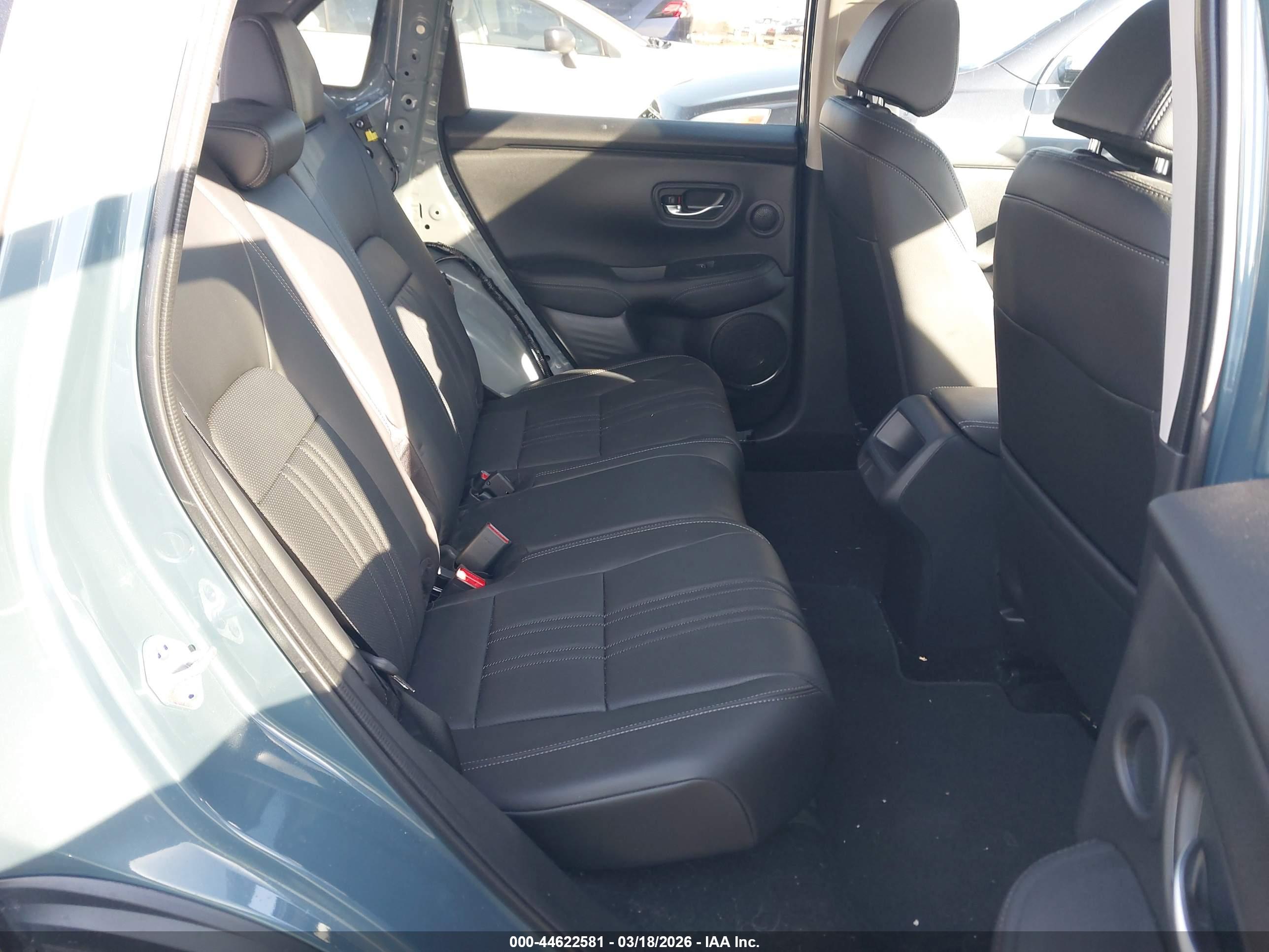 HONDA HR-V image 8