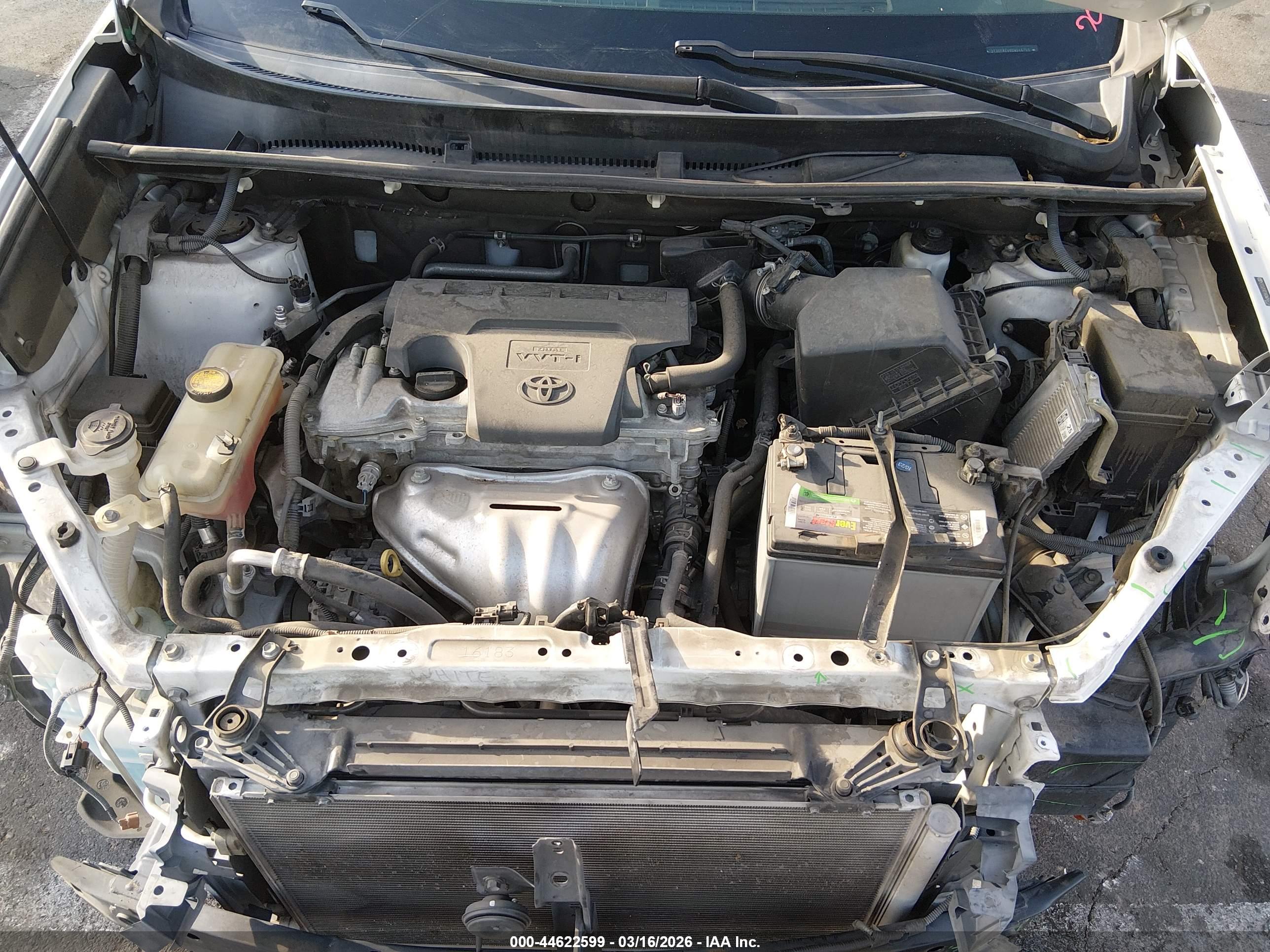 TOYOTA RAV4 image 10