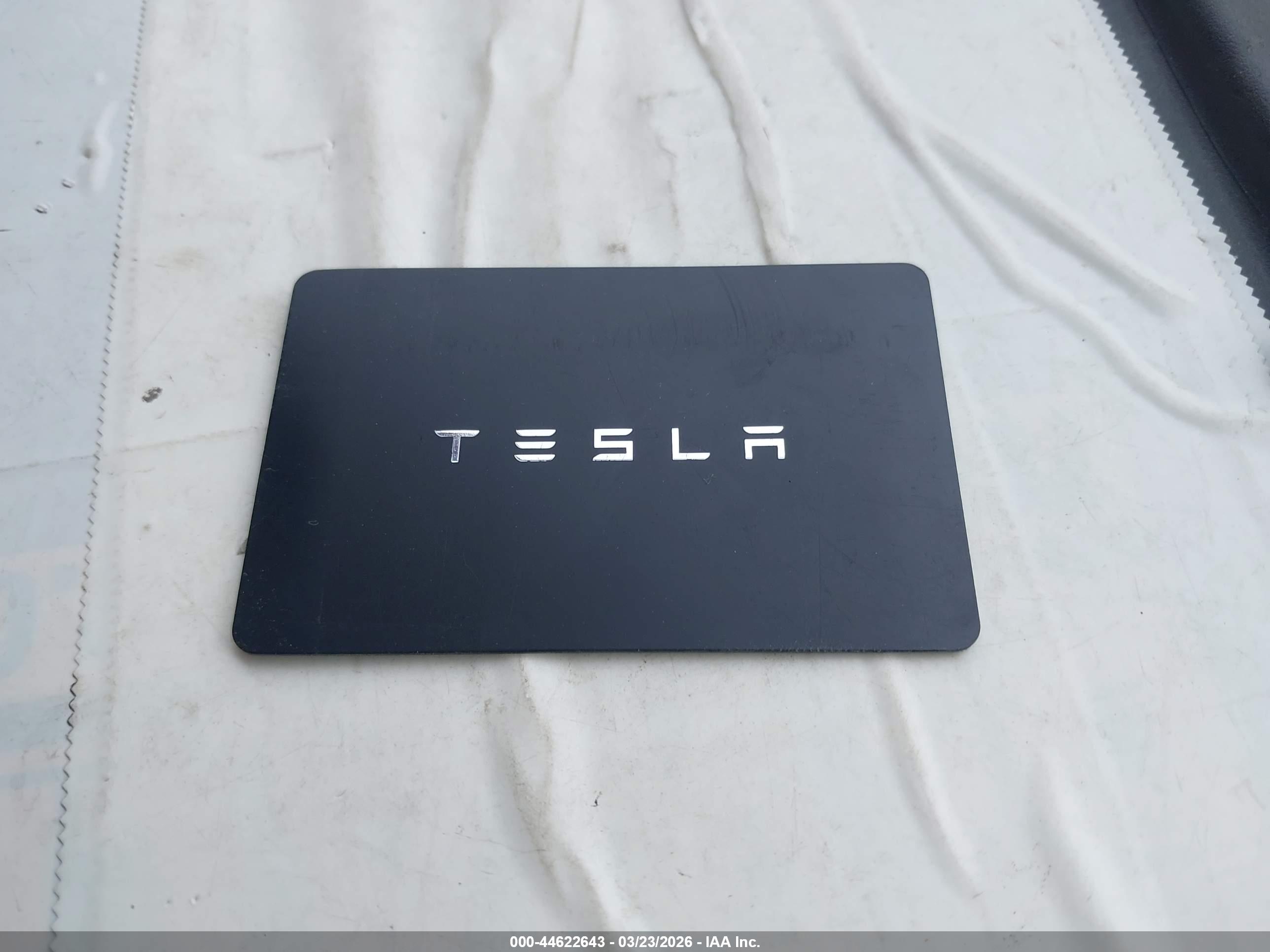 TESLA MODEL image 11