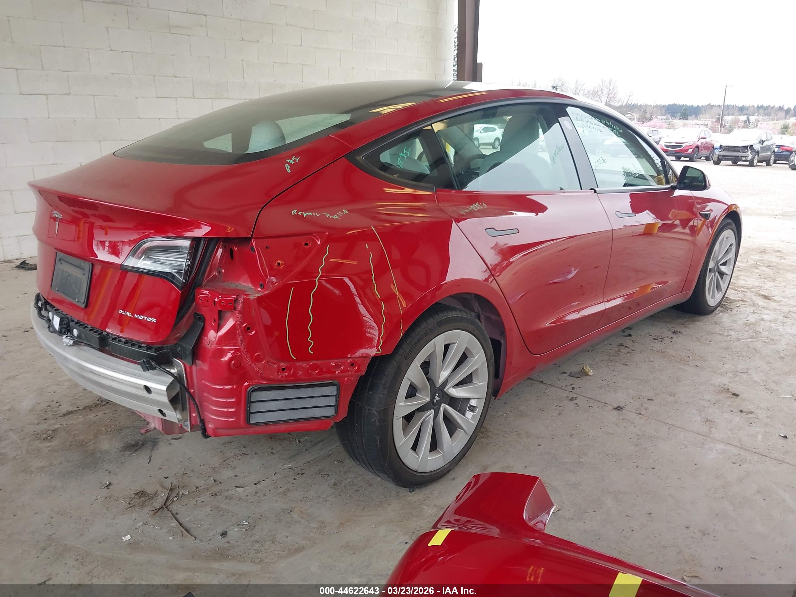TESLA MODEL image 4