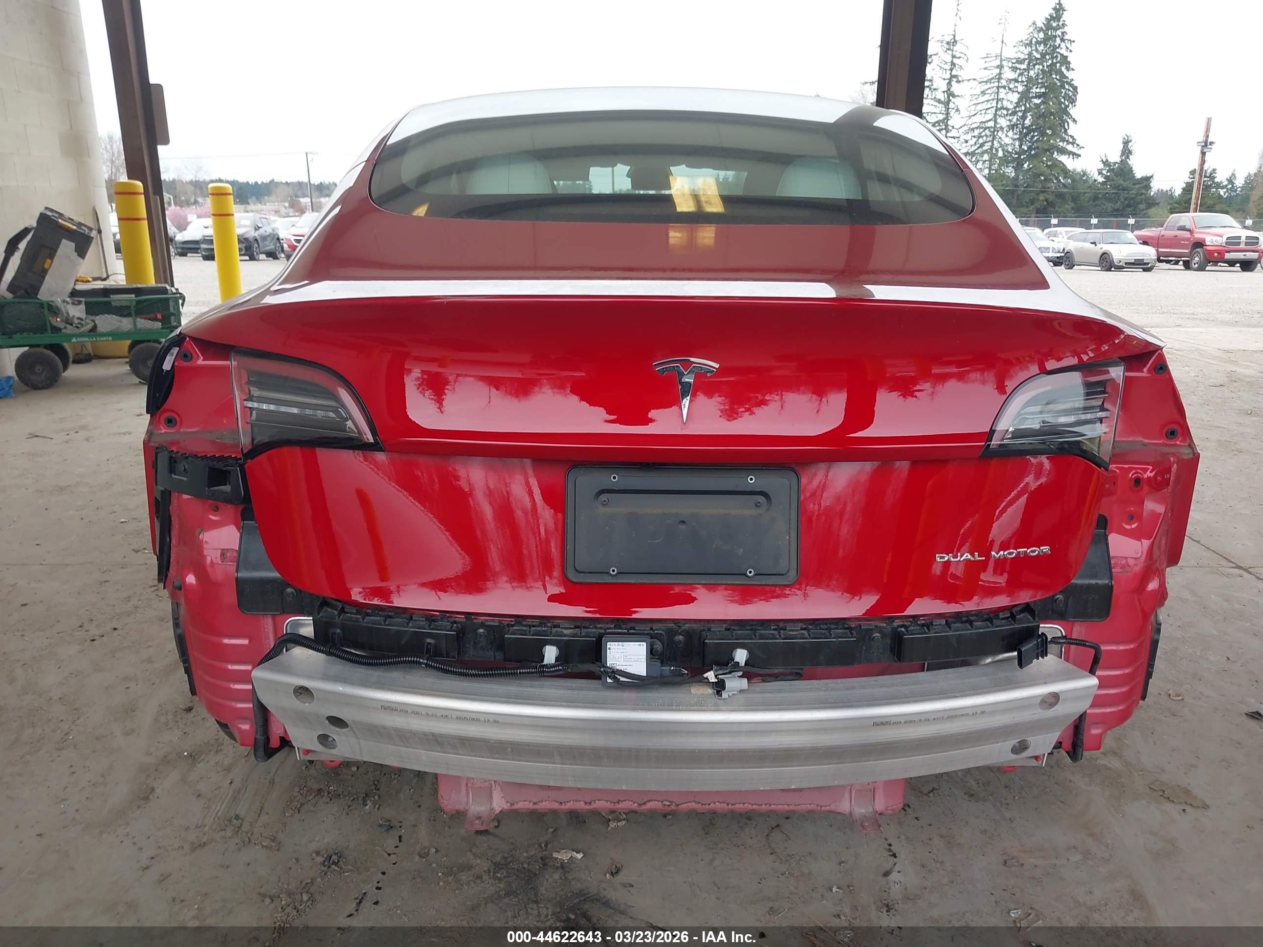 TESLA MODEL image 6