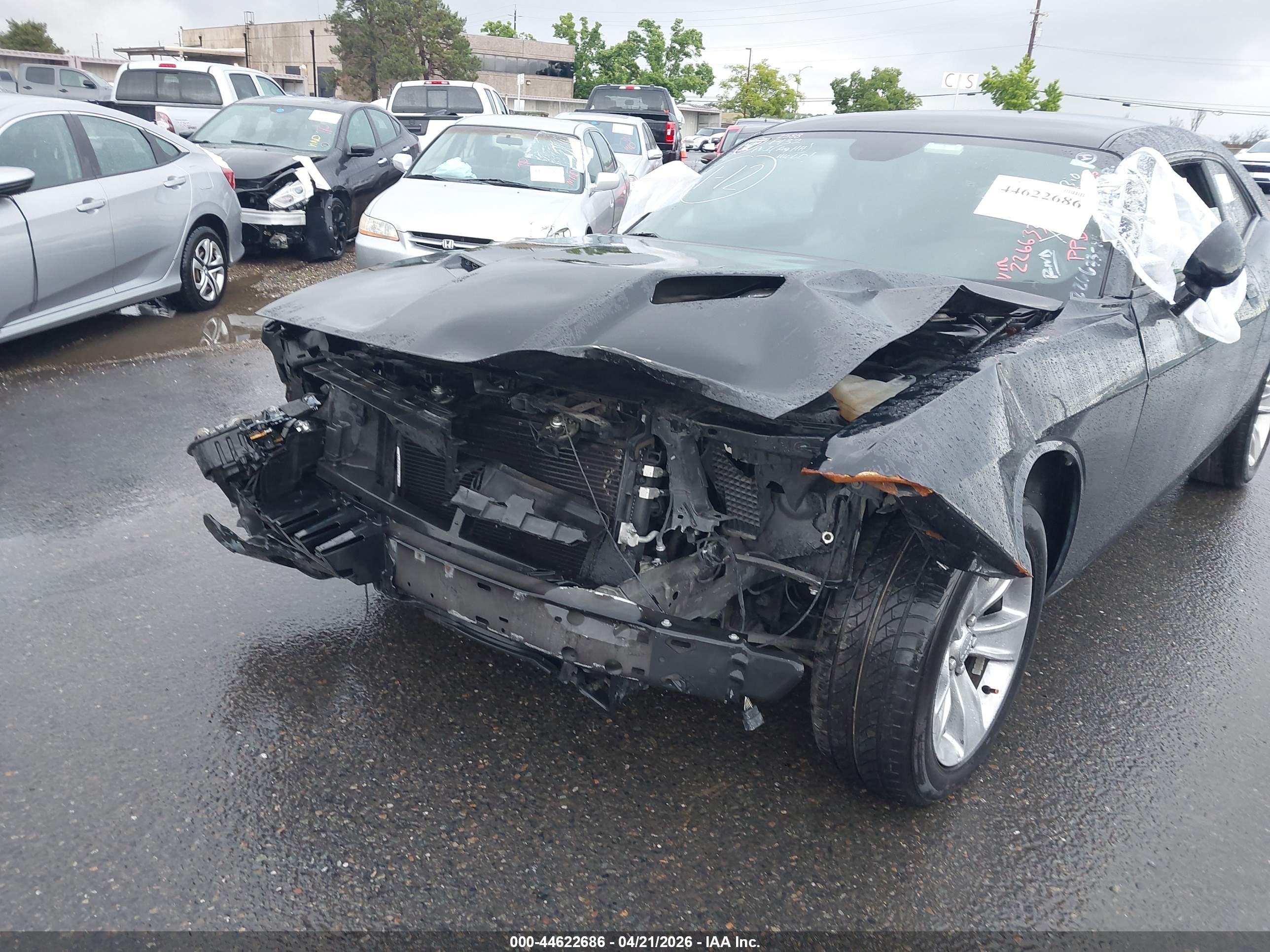 DODGE CHALLENGER image 6