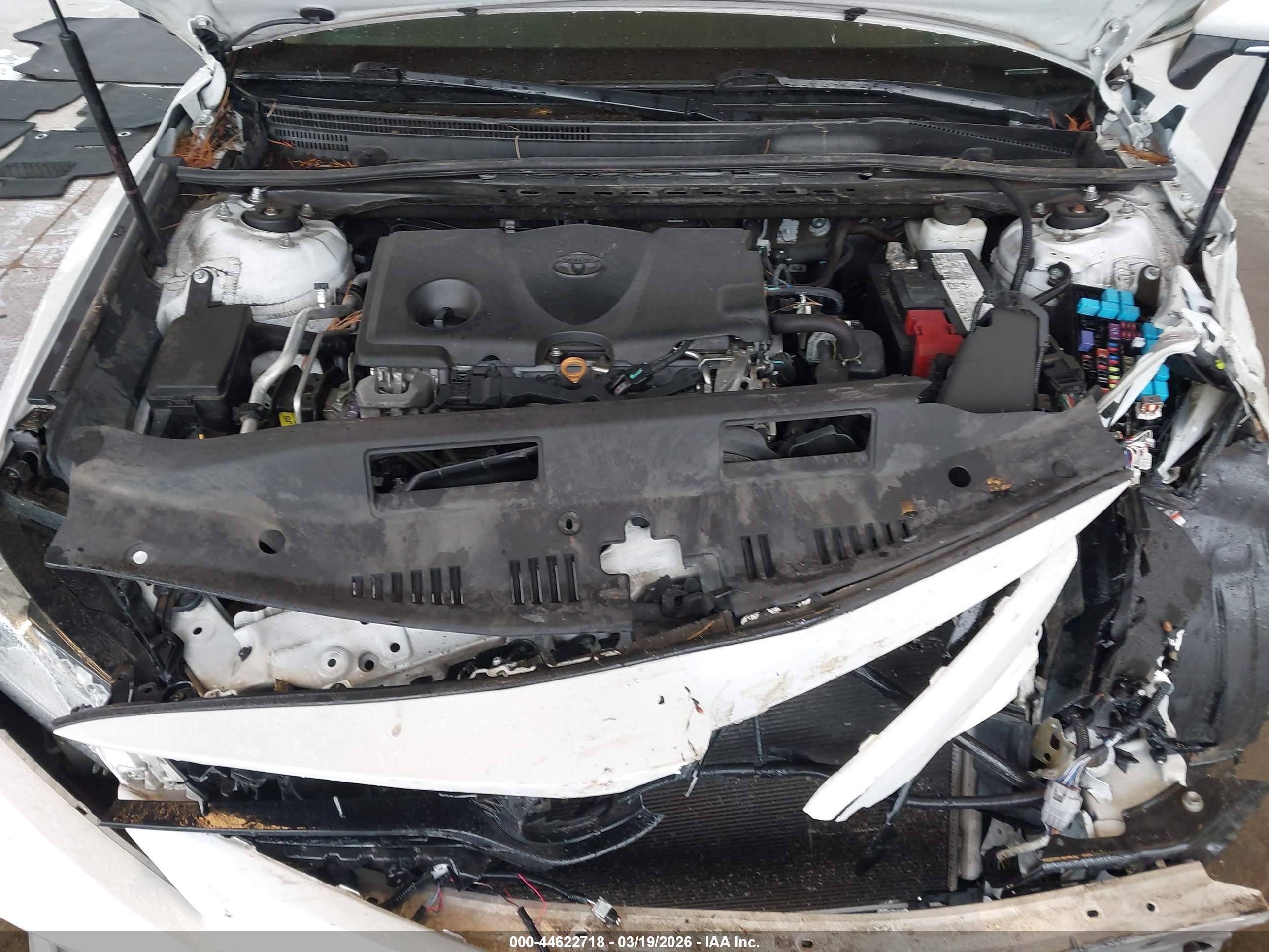 TOYOTA CAMRY image 10