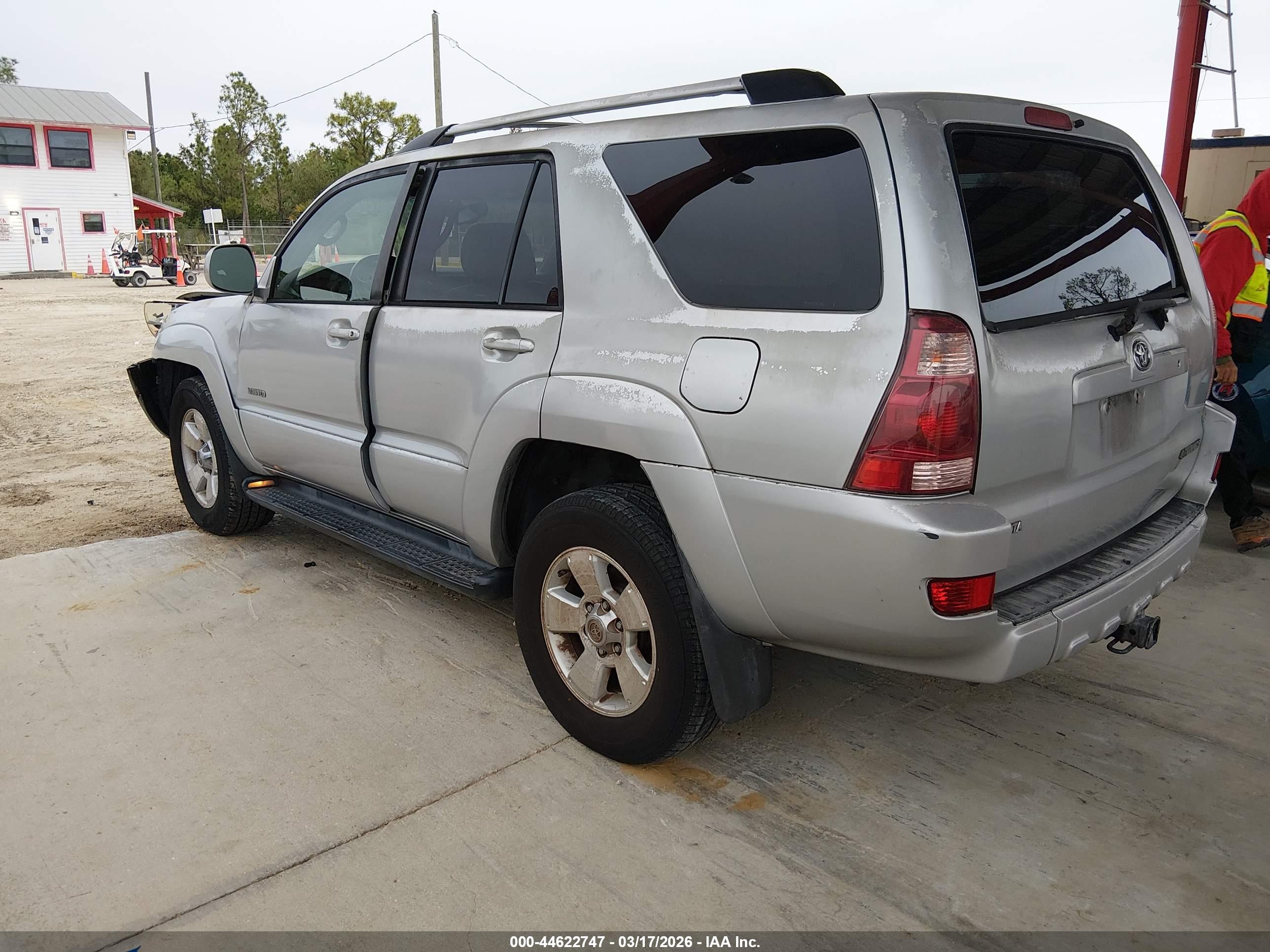 TOYOTA 4RUNNER image 3