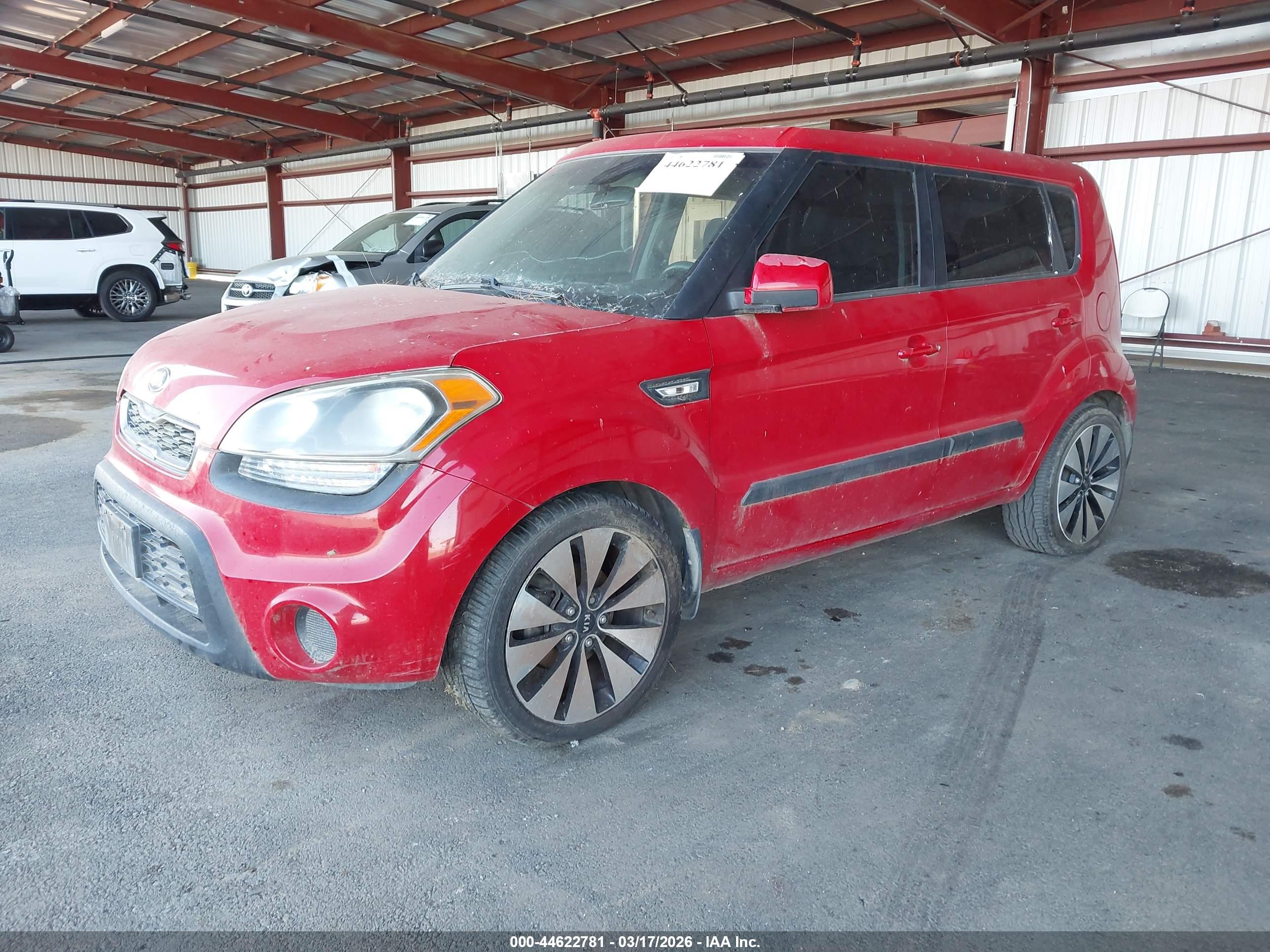 KIA SOUL image 2