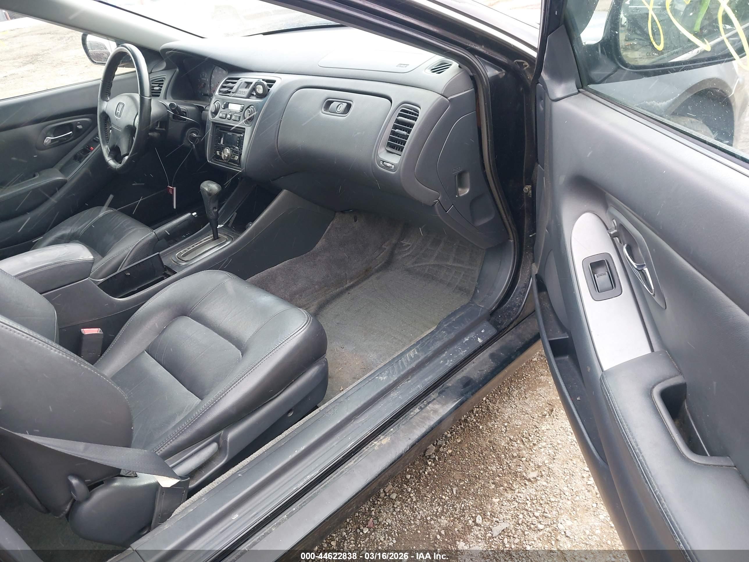 HONDA ACCORD image 5