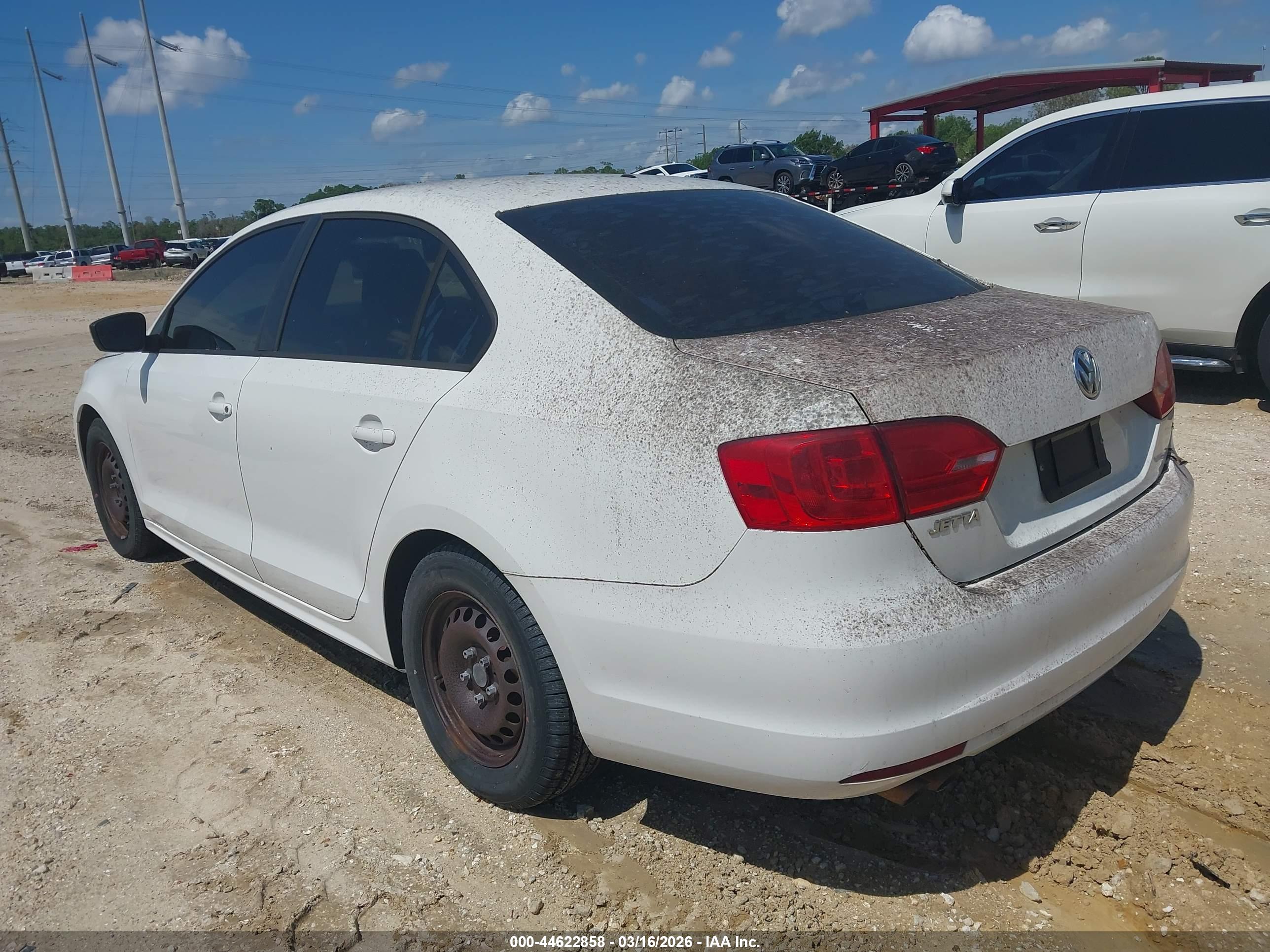 VOLKSWAGEN JETTA image 3