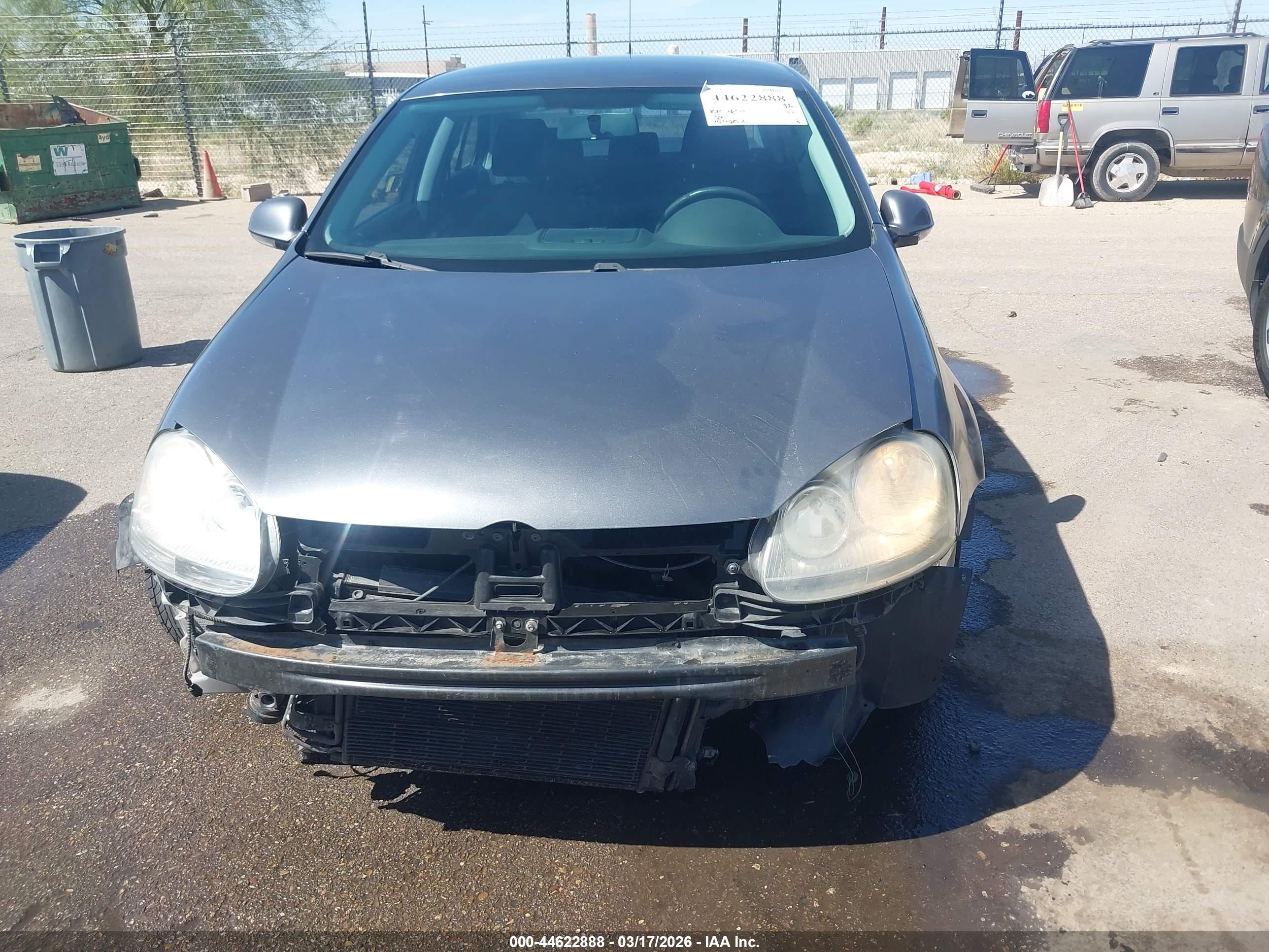 VOLKSWAGEN JETTA image 6
