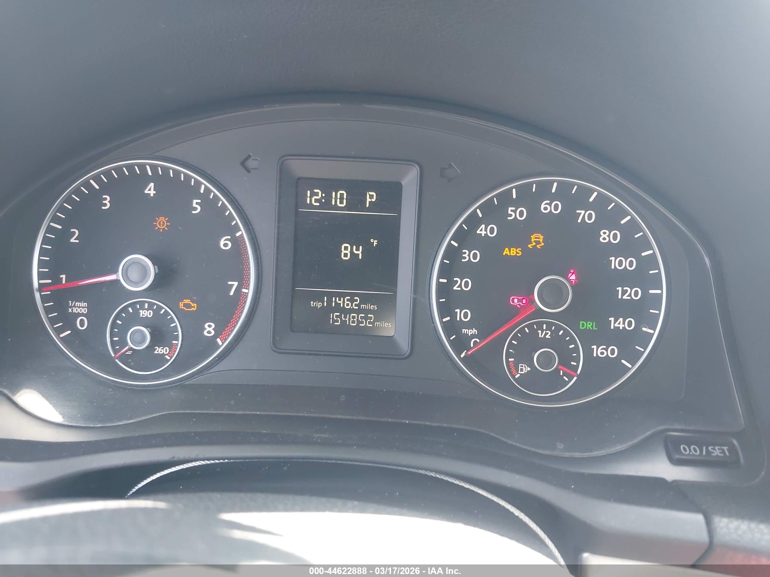 VOLKSWAGEN JETTA image 7